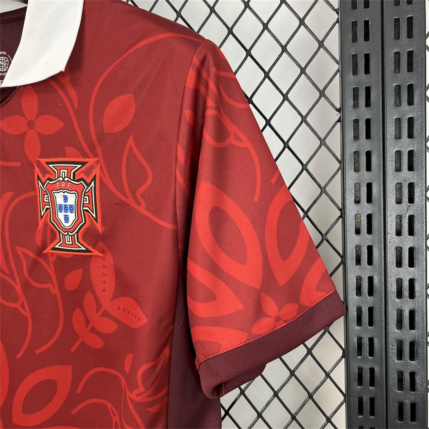 Portugal 2025-26 Red Flower Training Jersey - Fans Version - UnitedFutballJersey