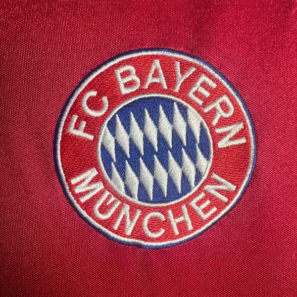 Retro Bayern Munich 2003-04 Home Jersey - UnitedFutballJersey