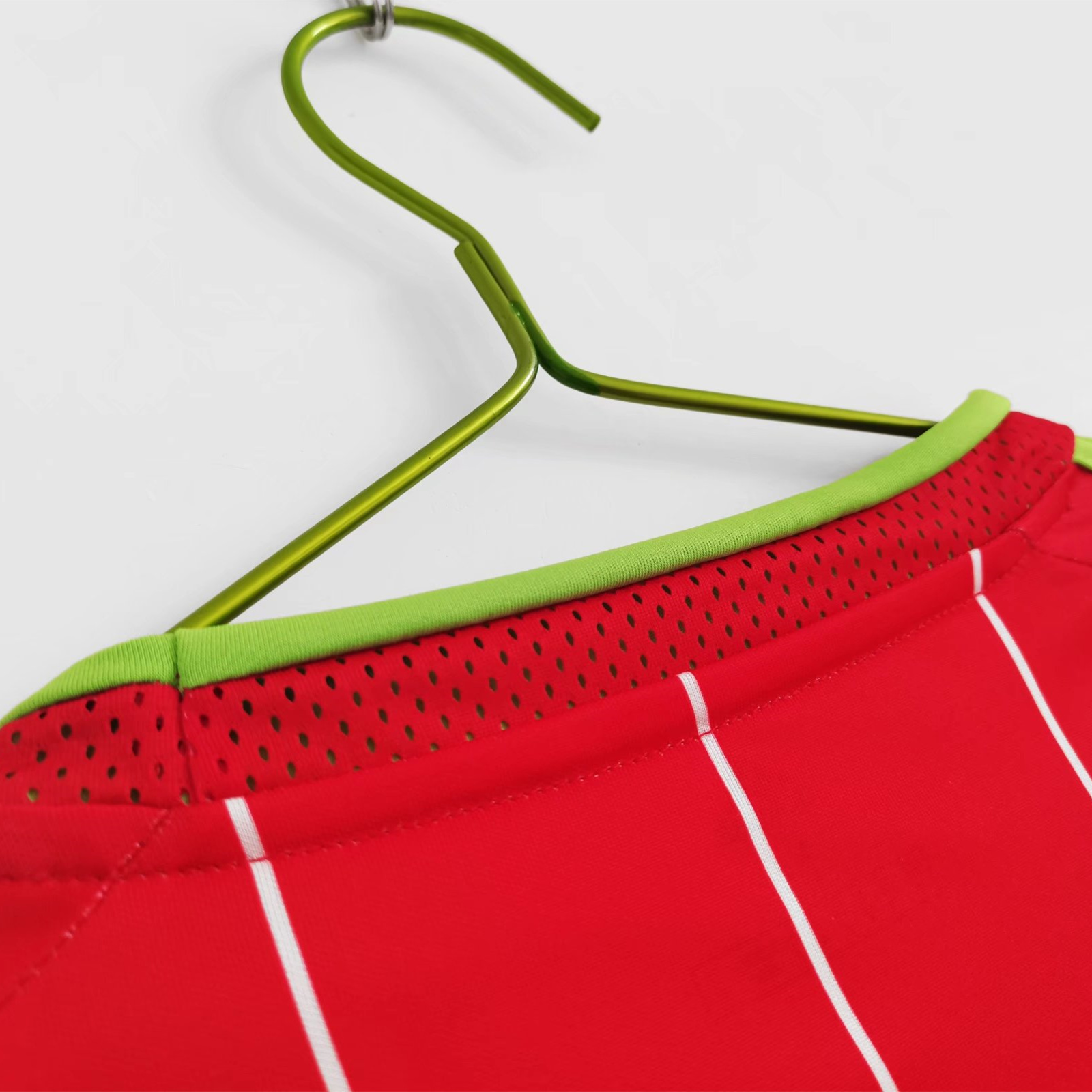 Retro Wales 2015 Home Stadium Jersey - UnitedFutballJersey