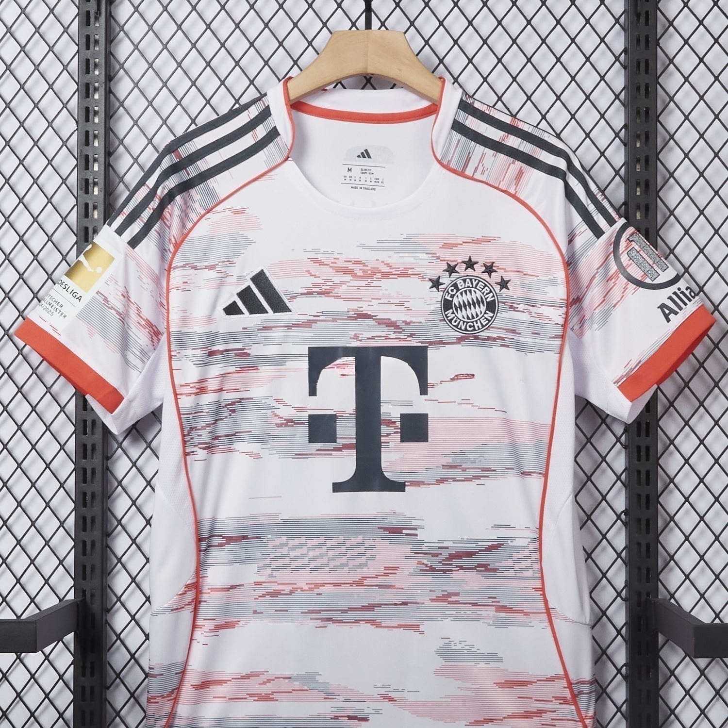 【MÜLLER 25 Pattern】Bayern Munich 25-26 Away Jersey - Fans Version - UnitedFutballJersey