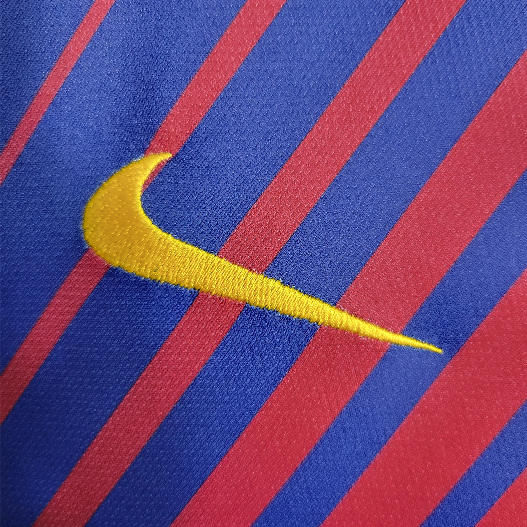 Retro Barcelona 17-18 Home Stadium Jersey - UnitedFutballJersey
