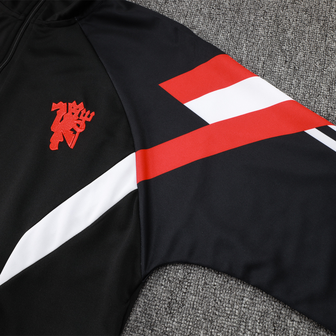 Manchester United 24-25 Originals LFSTLR Jacket Training Tracksuit - Black - UnitedFutballJersey