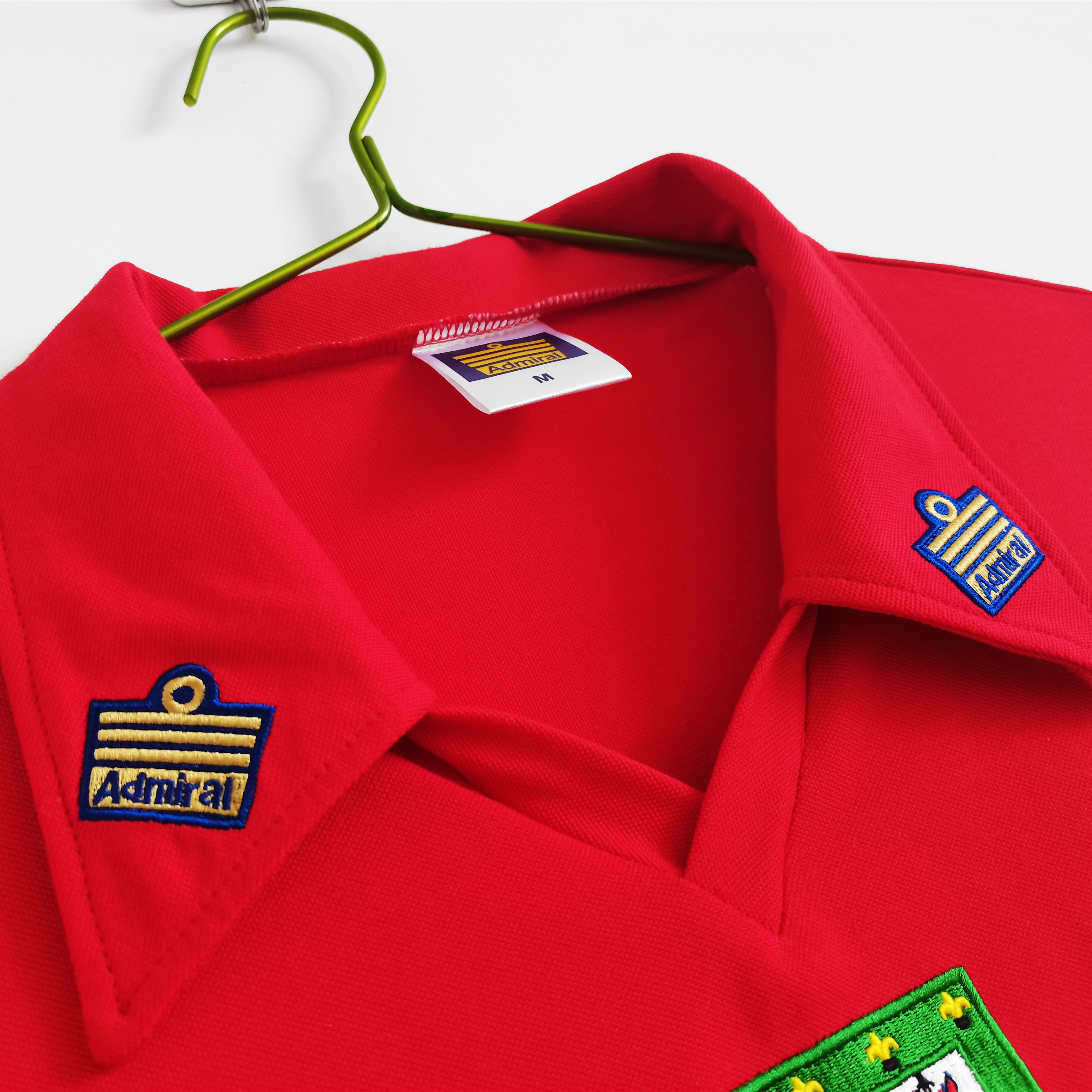 Retro Wales 1976 Home Stadium Jersey - UnitedFutballJersey