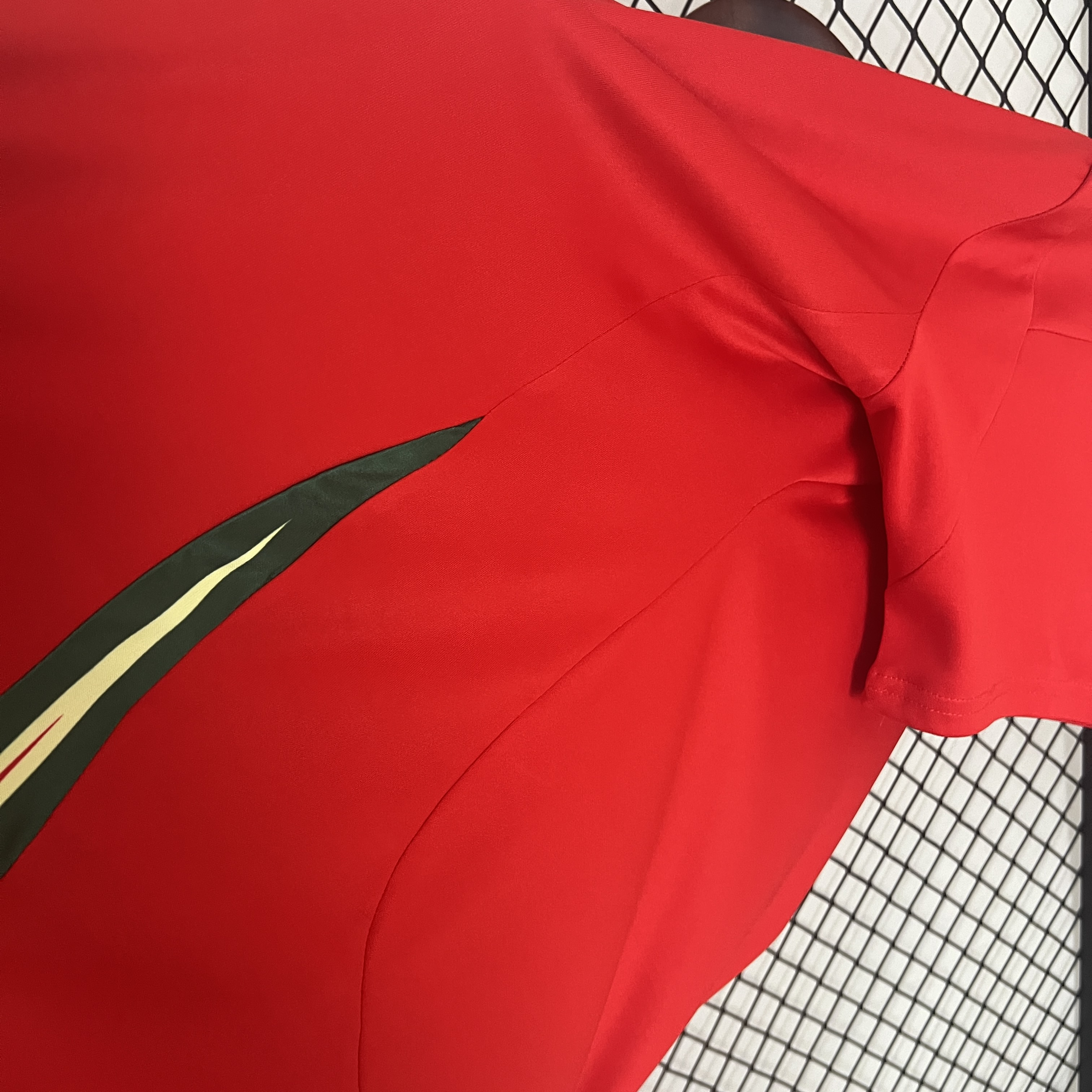 Wales 2024 Home Stadium Jersey - Fans Version - UnitedFutballJersey