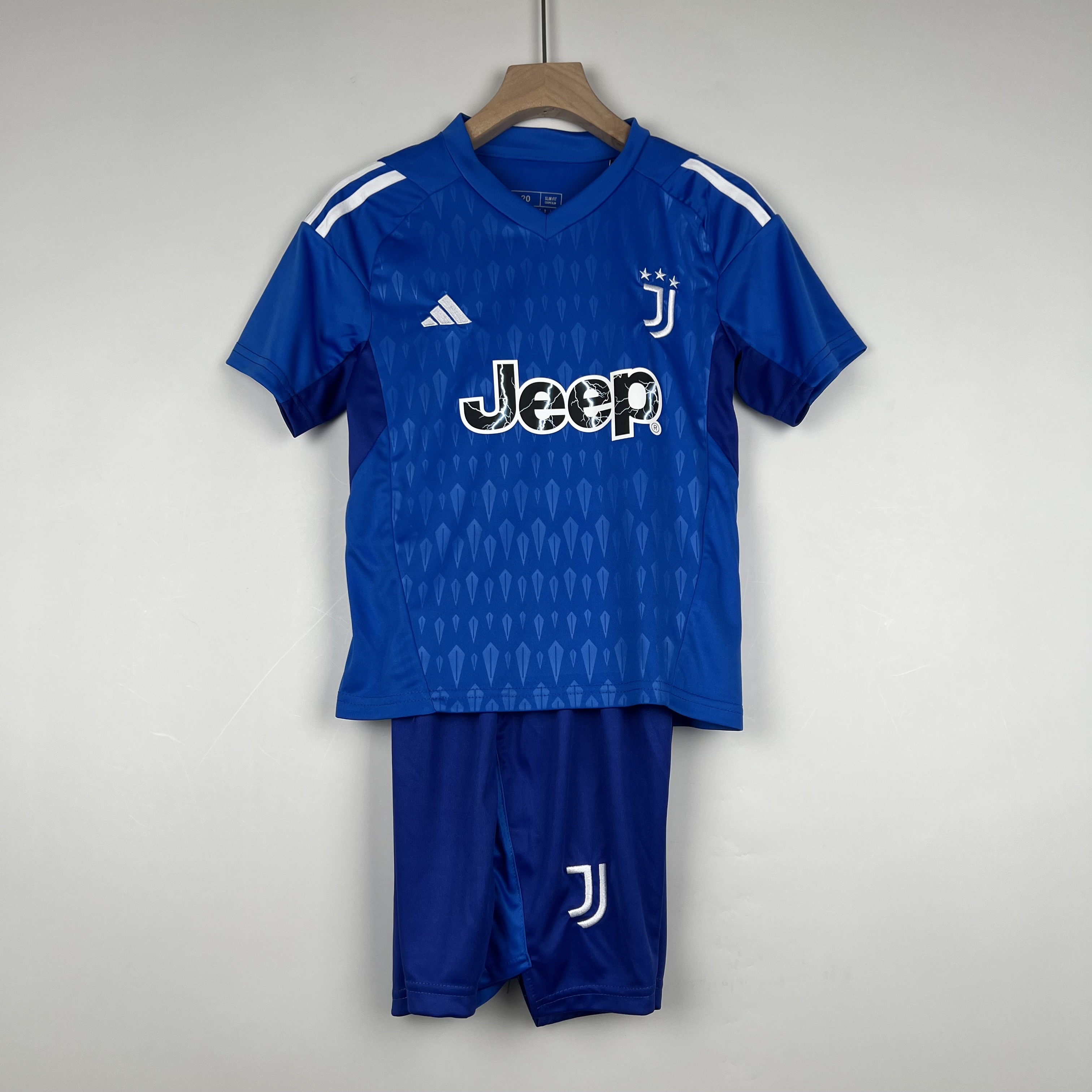 23/24 Juventus Goalkeeper Blue Kid Kit - Size:16-28 - UnitedFutballJersey