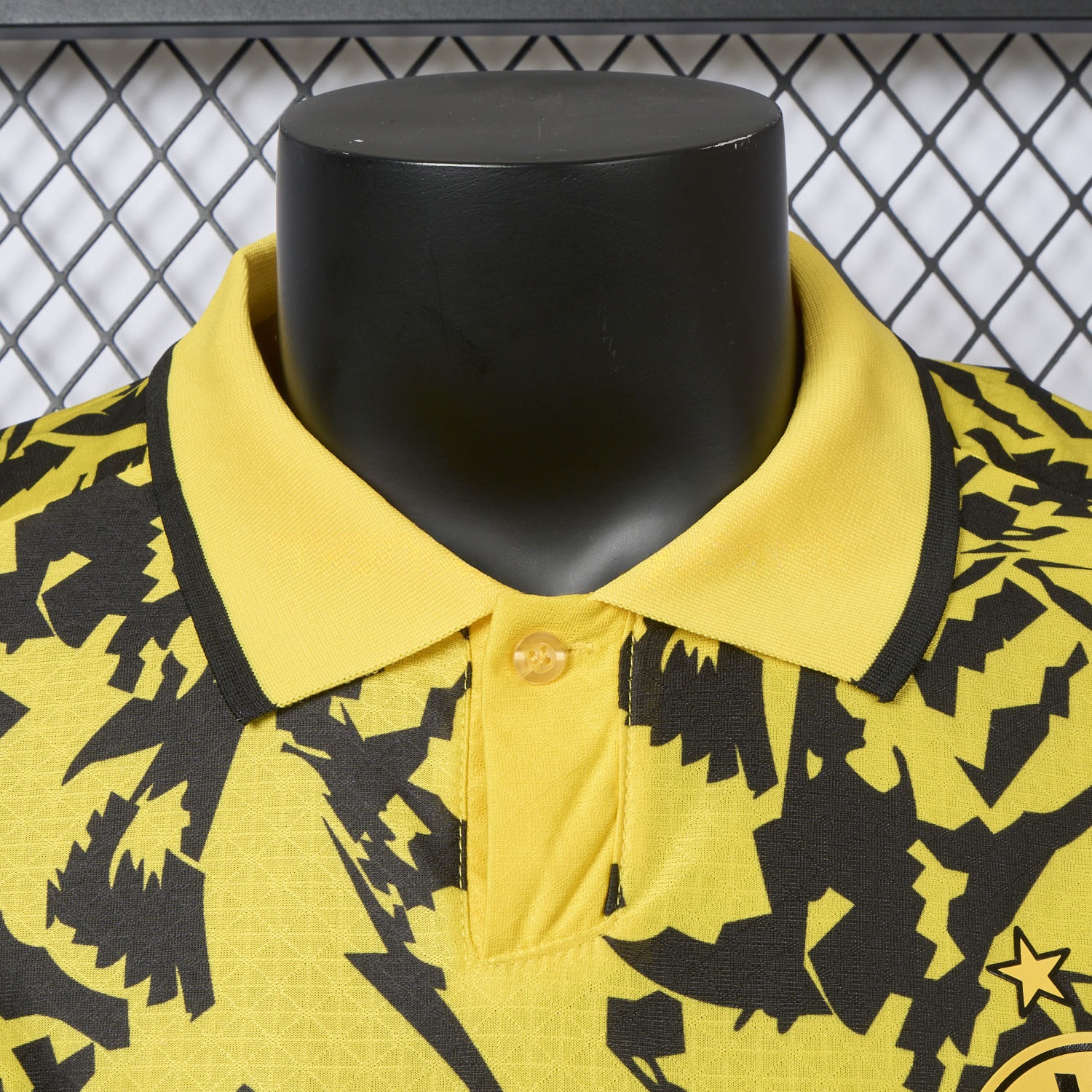 Dortmund 25-26 Black Disordered Texture Yellow Special Jersey - Player Version - UnitedFutballJersey