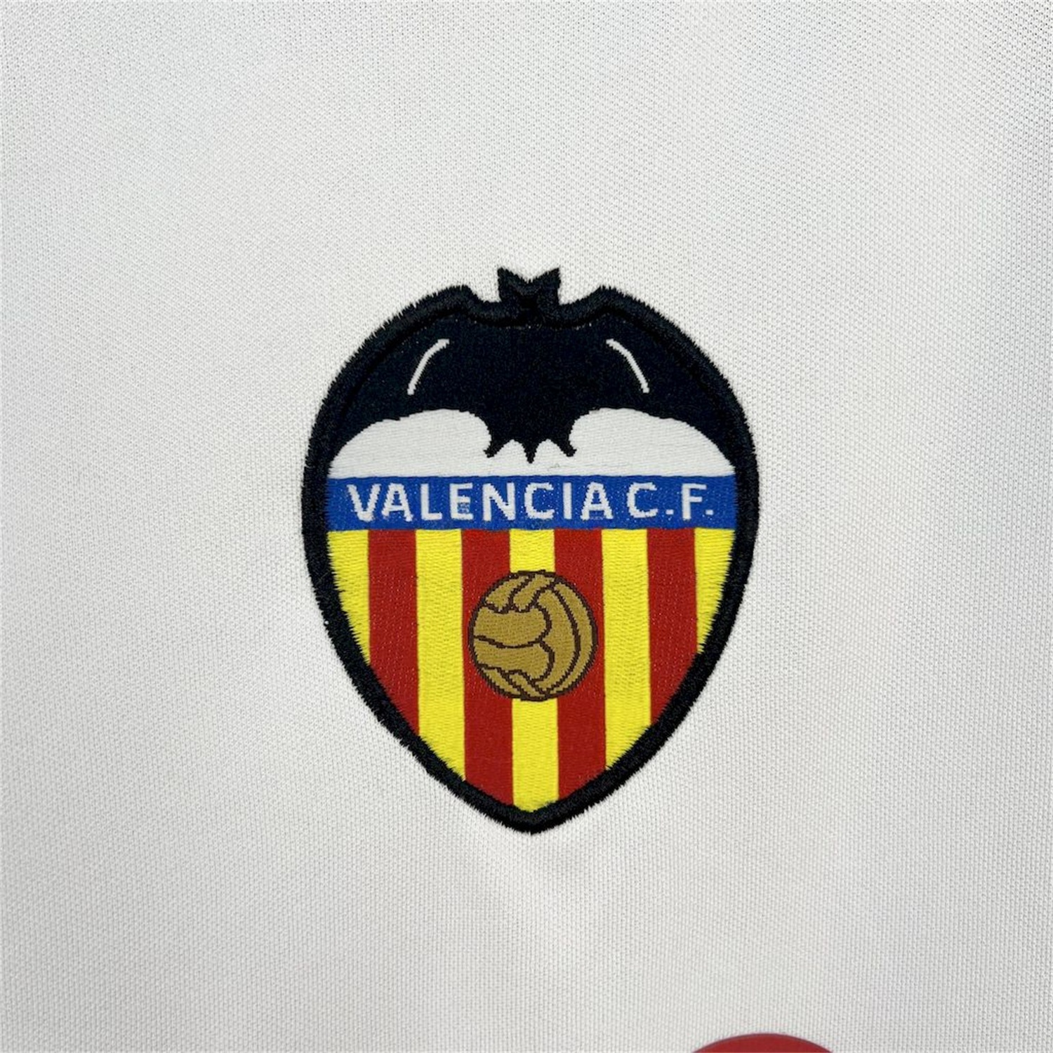 Retro Valencia 2004-05 Home Jersey - UnitedFutballJersey
