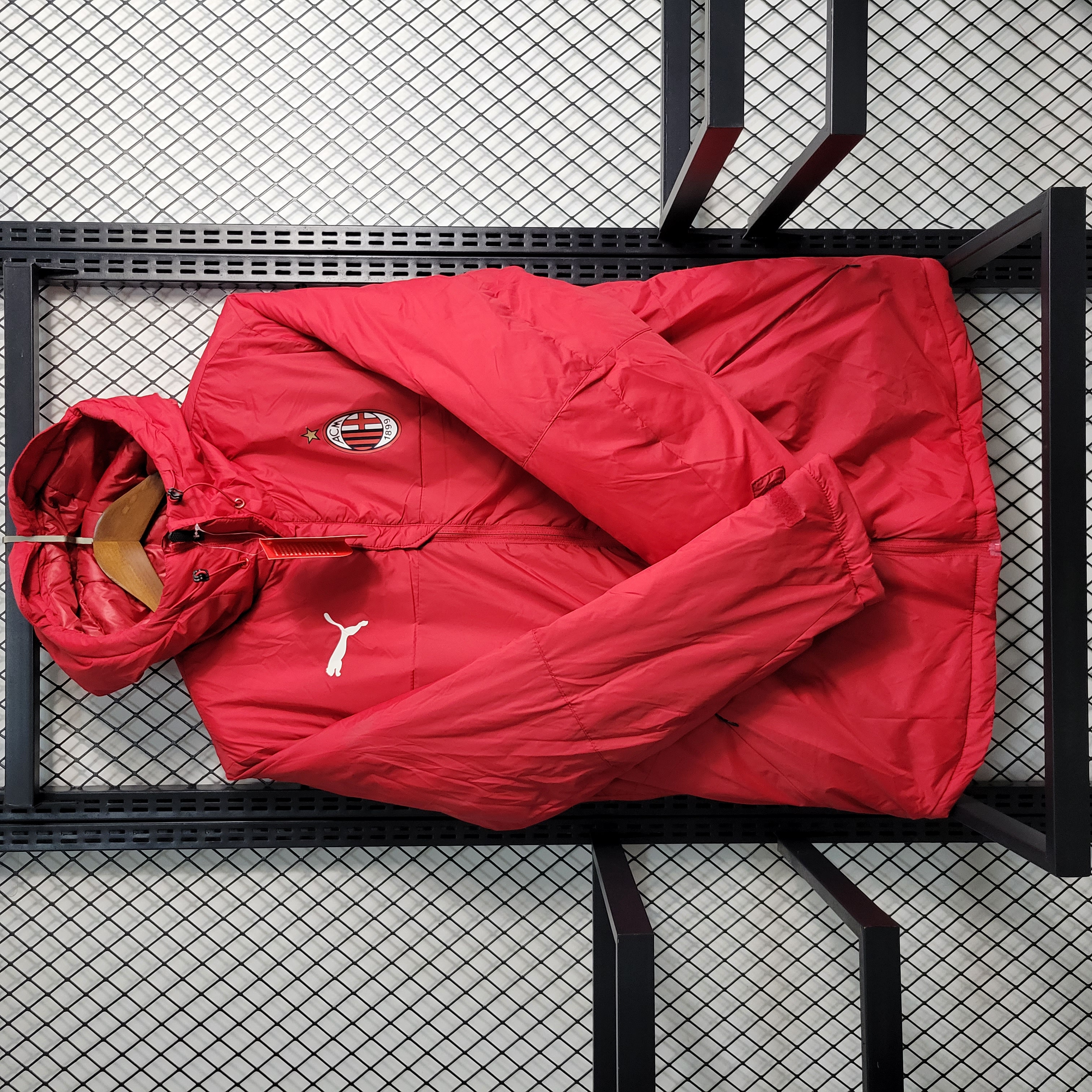 AC Milan 23-24 Men's Hooded Thermal Cotton Jacket - Red - UnitedFutballJersey
