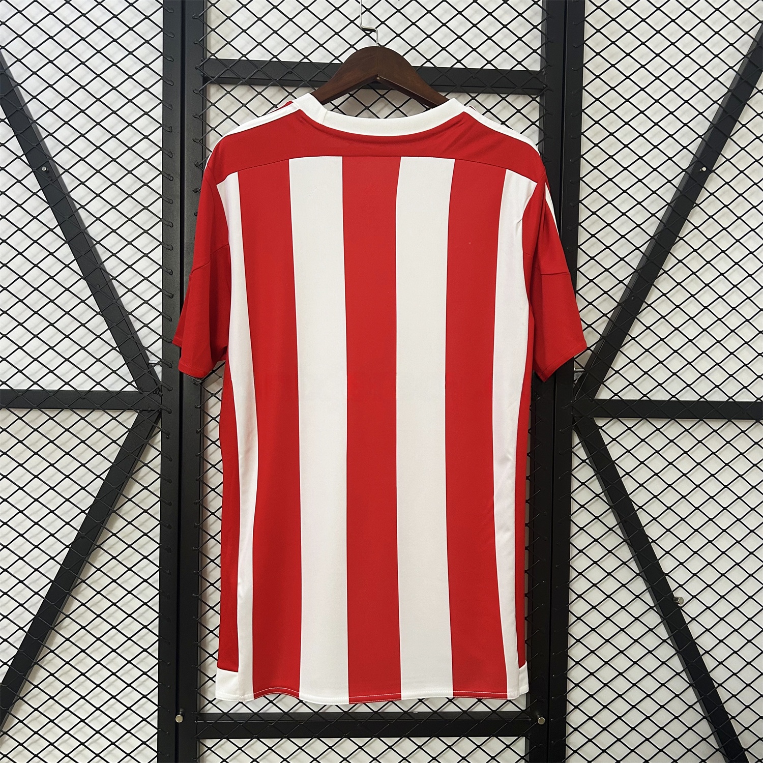 Retro Southampton 2015-16 Home Jersey - UnitedFutballJersey