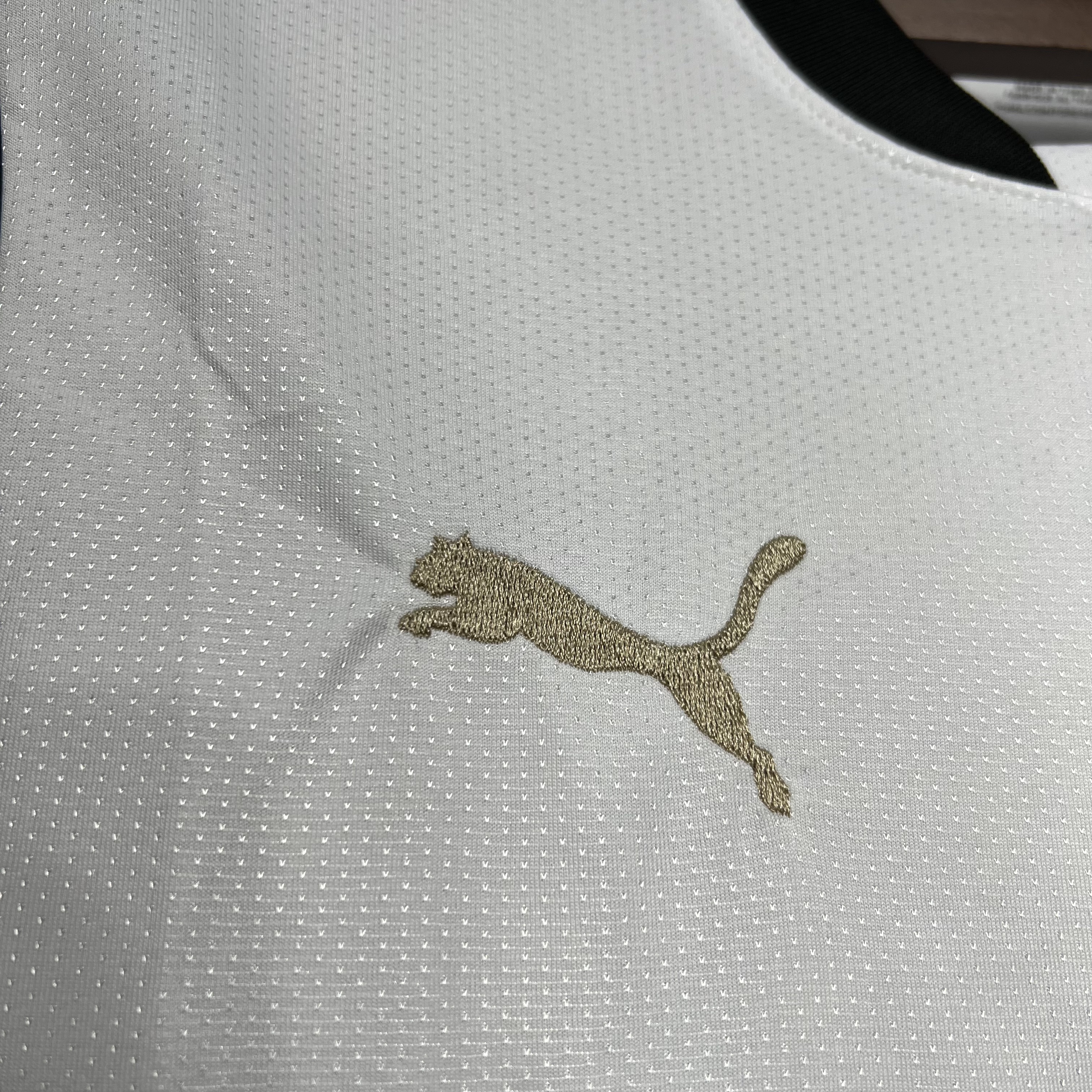 Valencia 24-25 Home Stadium Jersey - Fans Version - UnitedFutballJersey