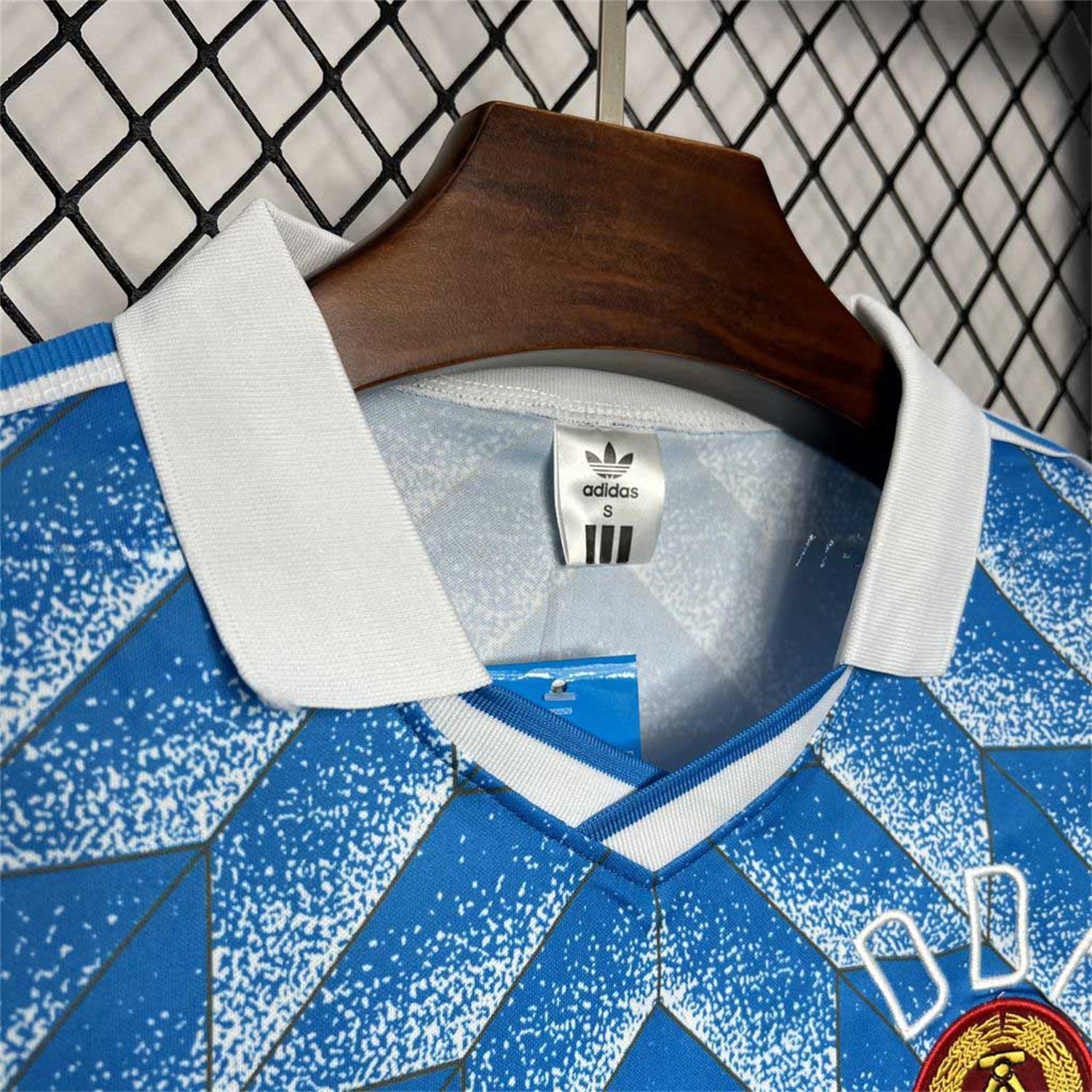 Retro East Germany 1988 Away Long Sleeves Jersey - UnitedFutballJersey