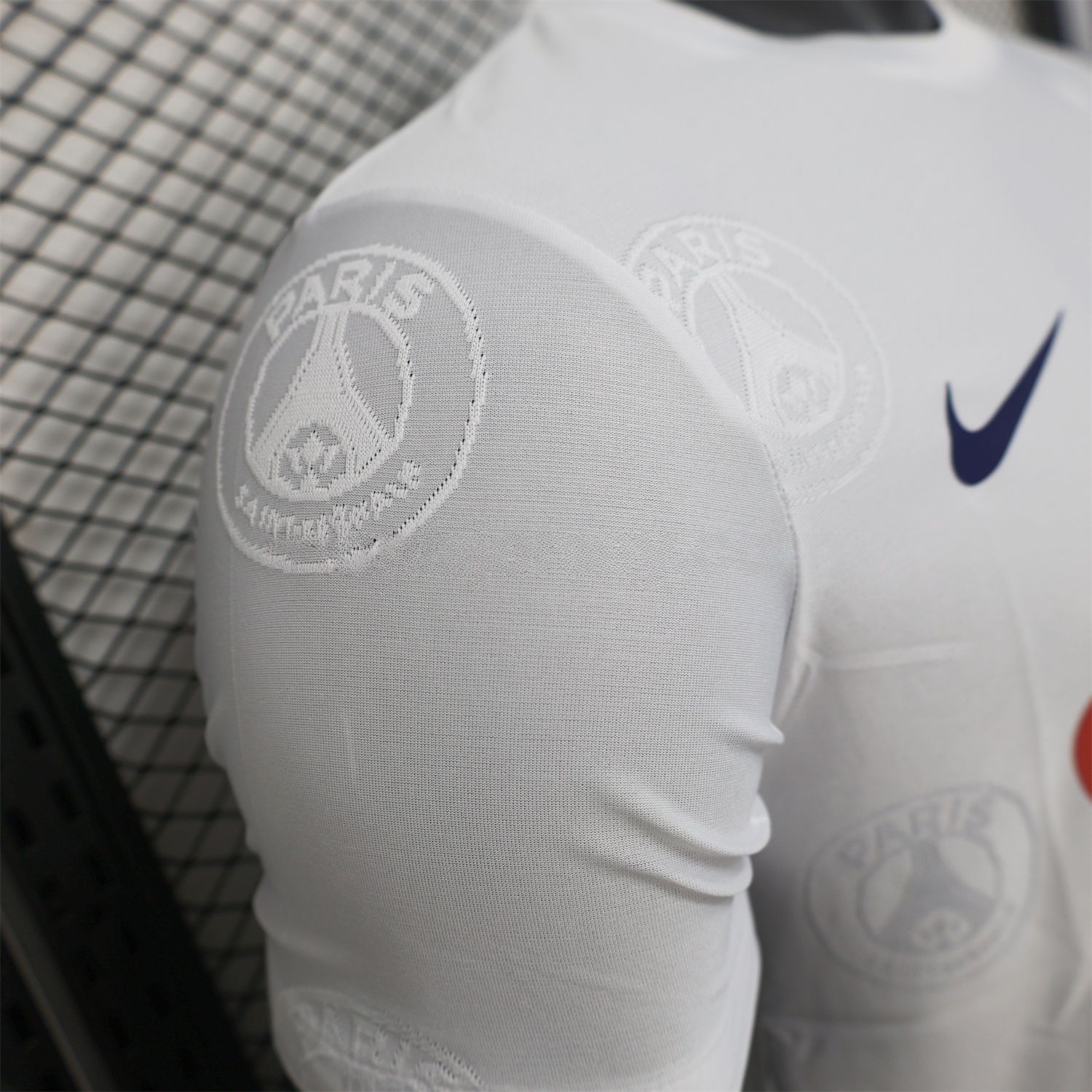 Paris Saint-Germain PSG 25-26 White Jersey with Team Logo Decoration and Gradient Advertising - Player Version - UnitedFutballJersey