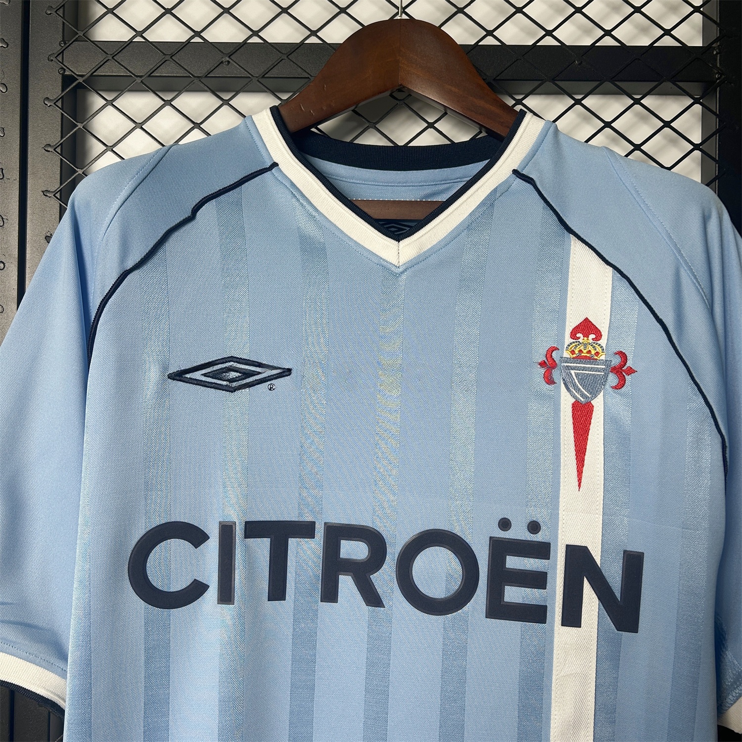 Retro Celta Vigo 2001-02 Home Jersey - UnitedFutballJersey