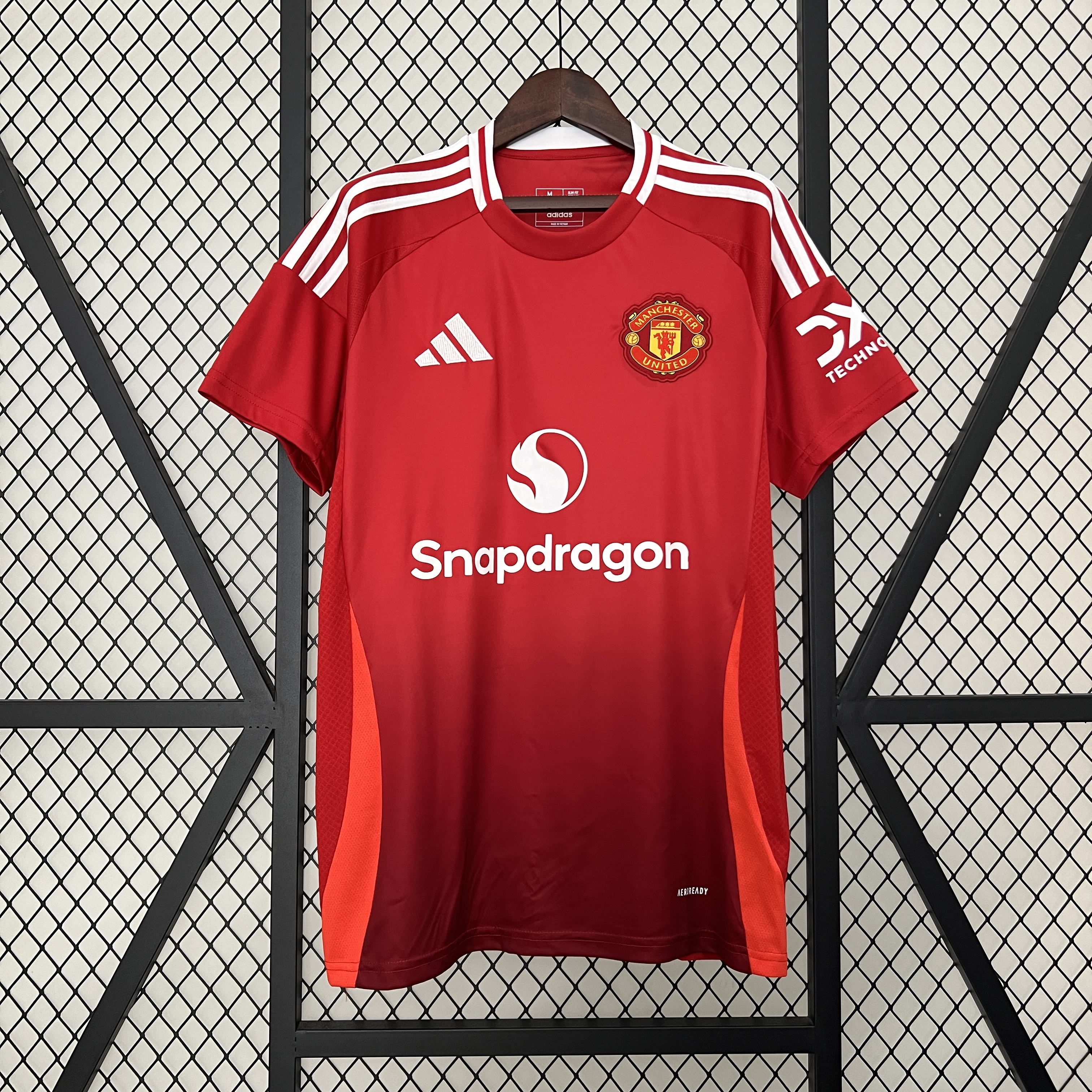 Manchester United 24-25 Home Stadium Jersey - Fans Version - UnitedFutballJersey
