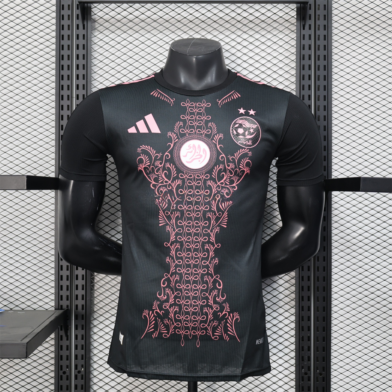 Algeria 25-26 Pure Black Jersey with Pink Pattern - Player Version - UnitedFutballJersey