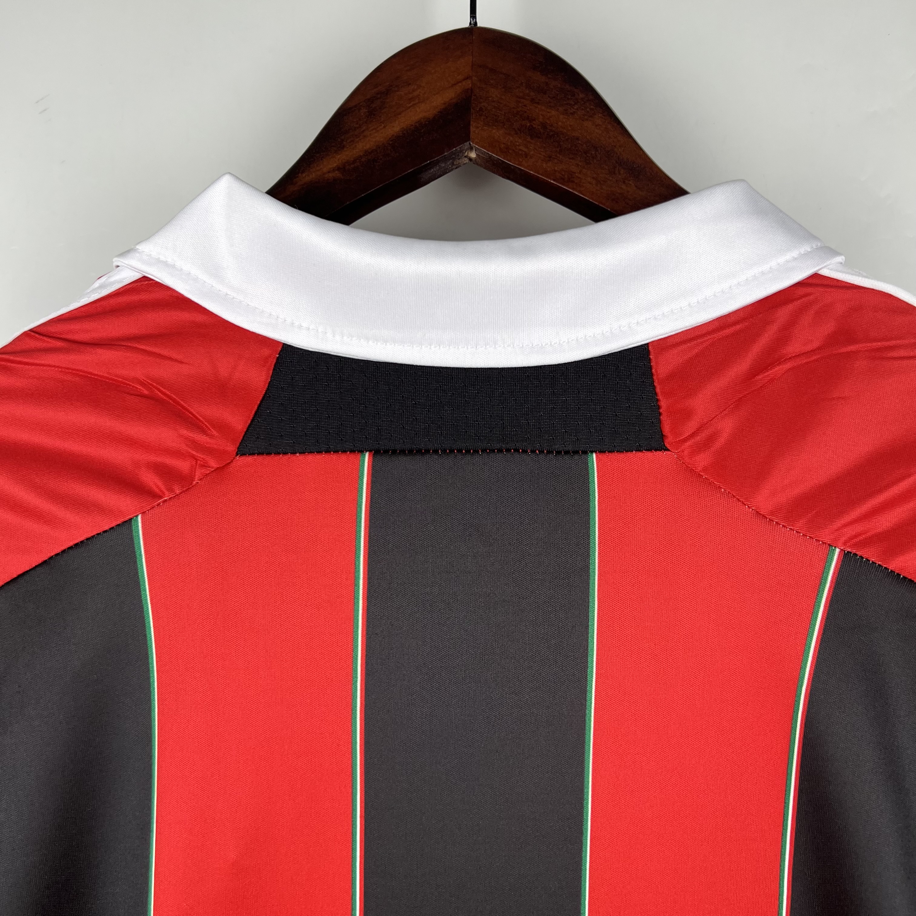 Retro AC Milan 2012-13 Home Stadium Jersey - UnitedFutballJersey