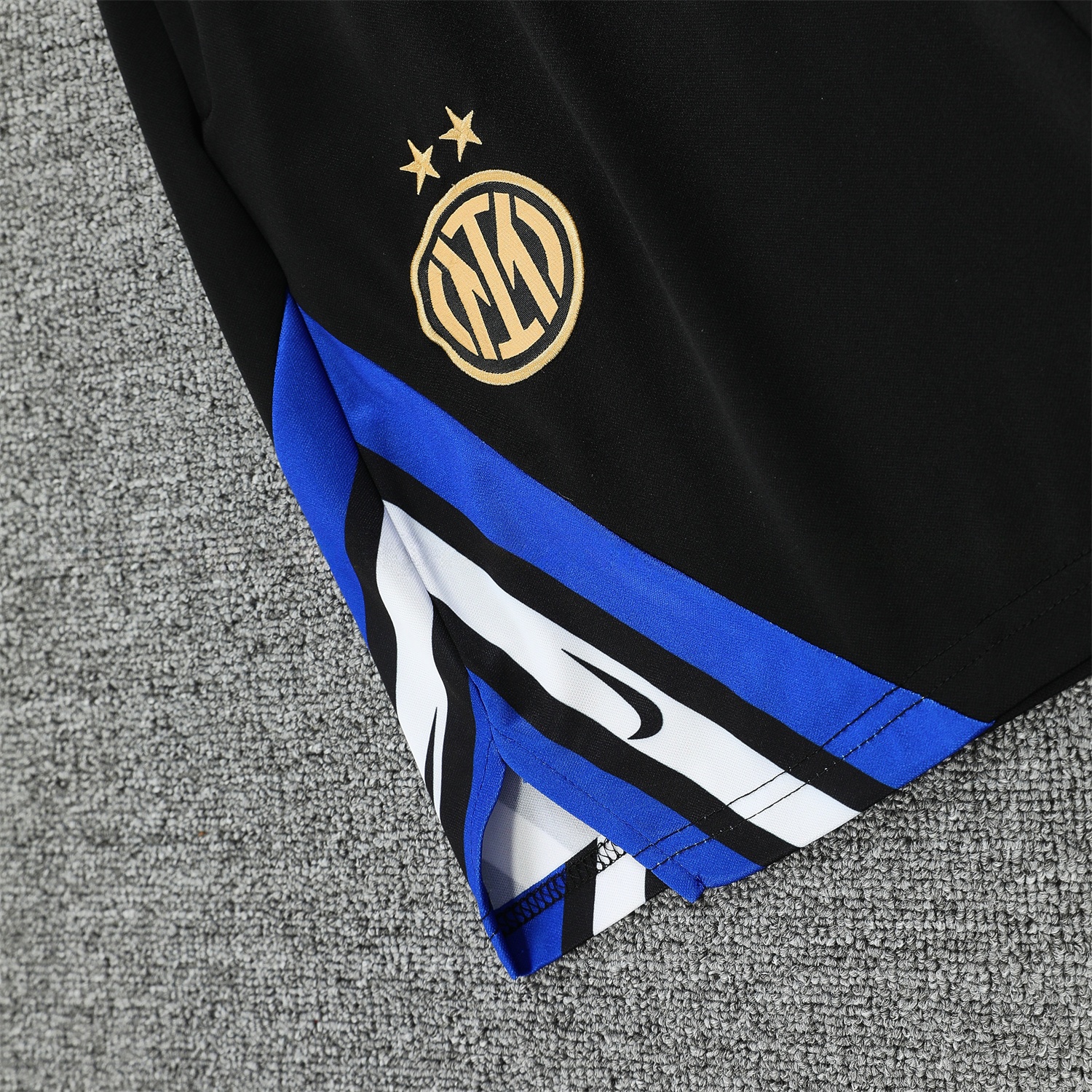 Inter Milan 25-26 Short-Sleeve Training Set - White Top & Black Shorts - UnitedFutballJersey