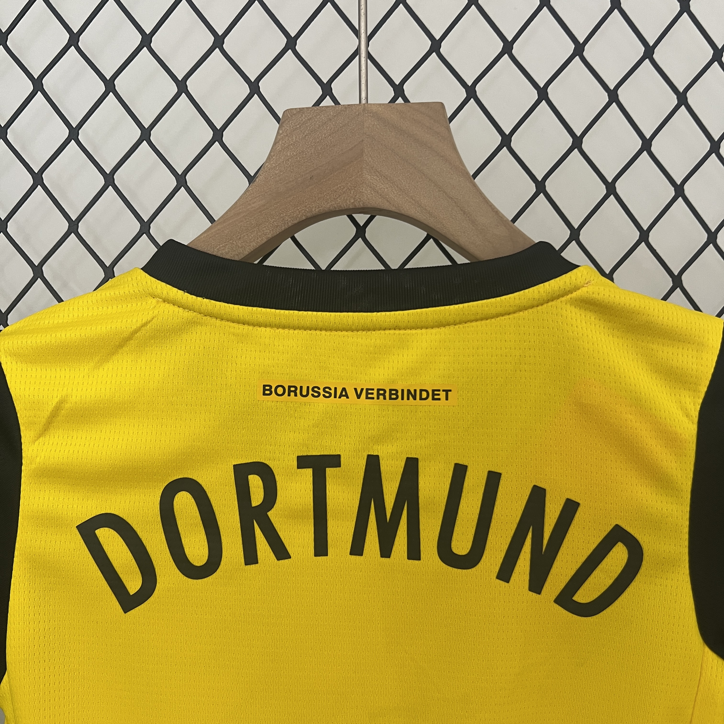 Dortmund 24-25 Home Stadium Kids Kit - UnitedFutballJersey