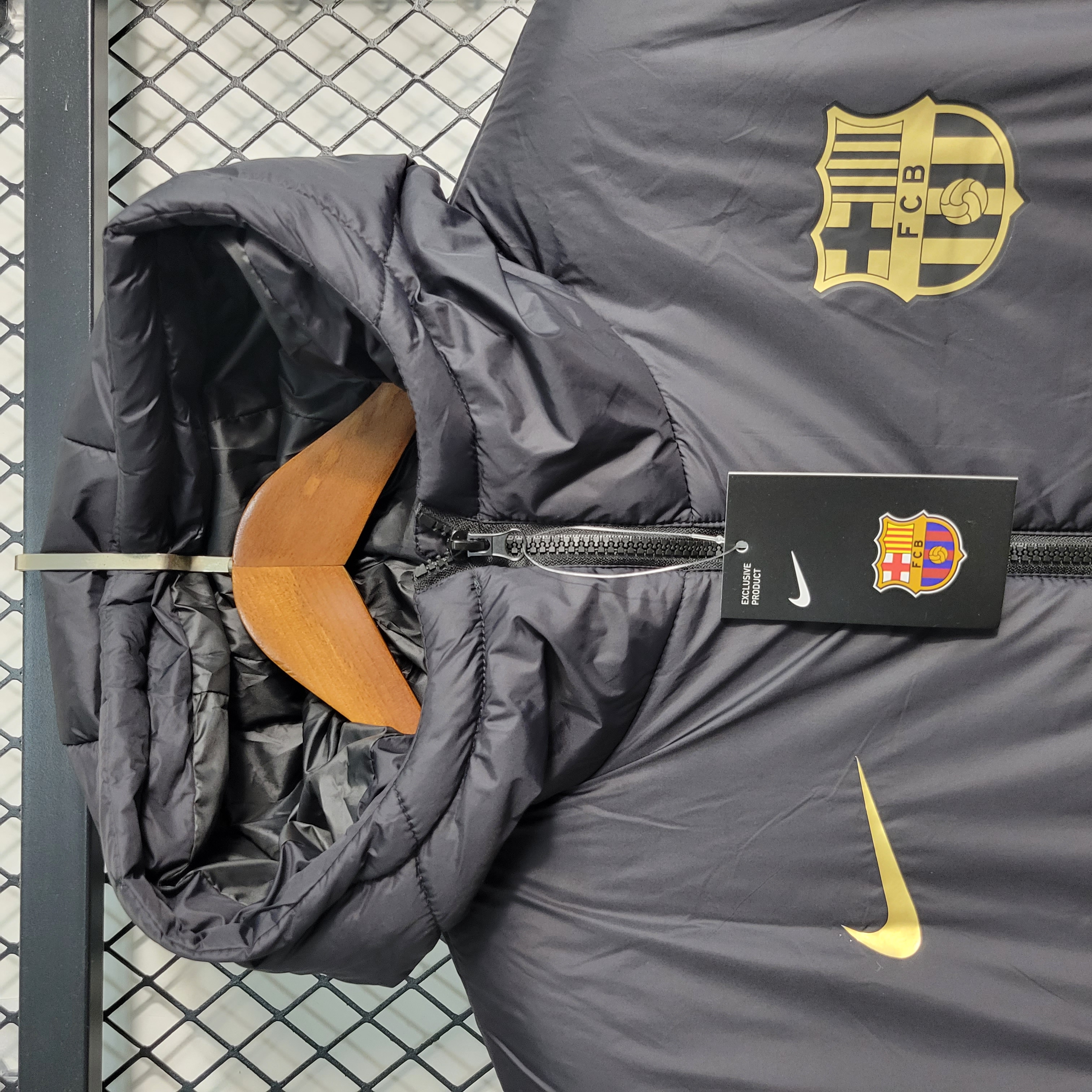 B.A.R.S.A 23-24 Men's Hooded Thermal Cotton Jacket - Black - UnitedFutballJersey