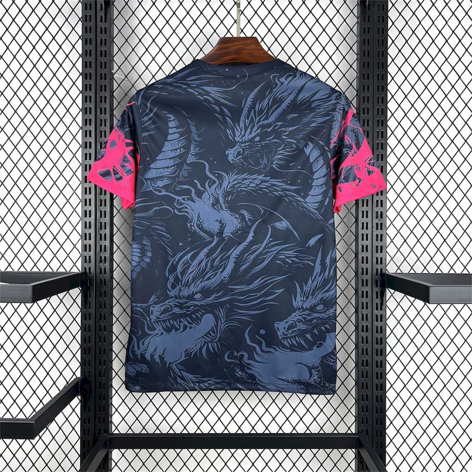 B.A.R.S.A 25-26 Pink & Black Dragon Black Special Jersey - Fans Version - UnitedFutballJersey