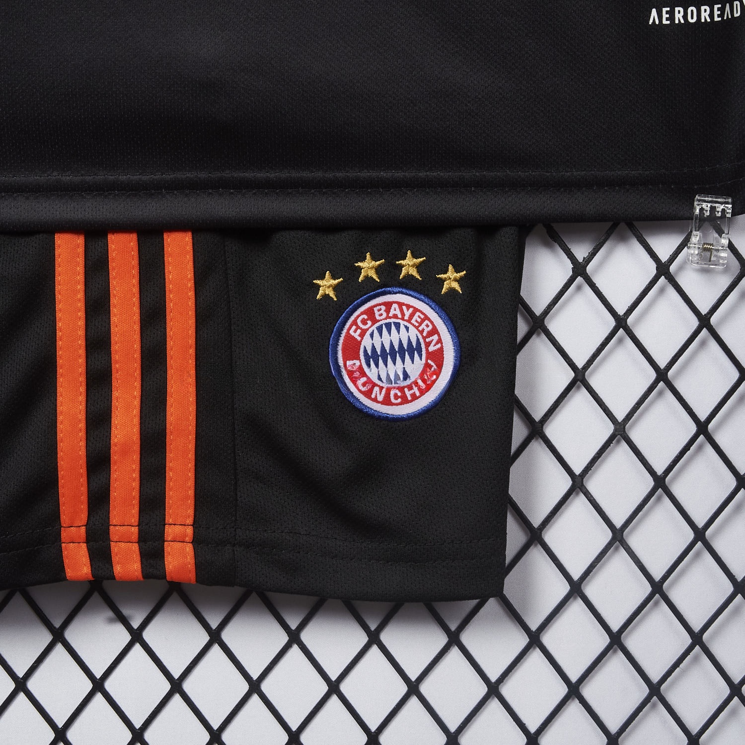 Retro Bayern Munich 2016-17 Away Men's Adult Jersey Set - Fans Version - UnitedFutballJersey