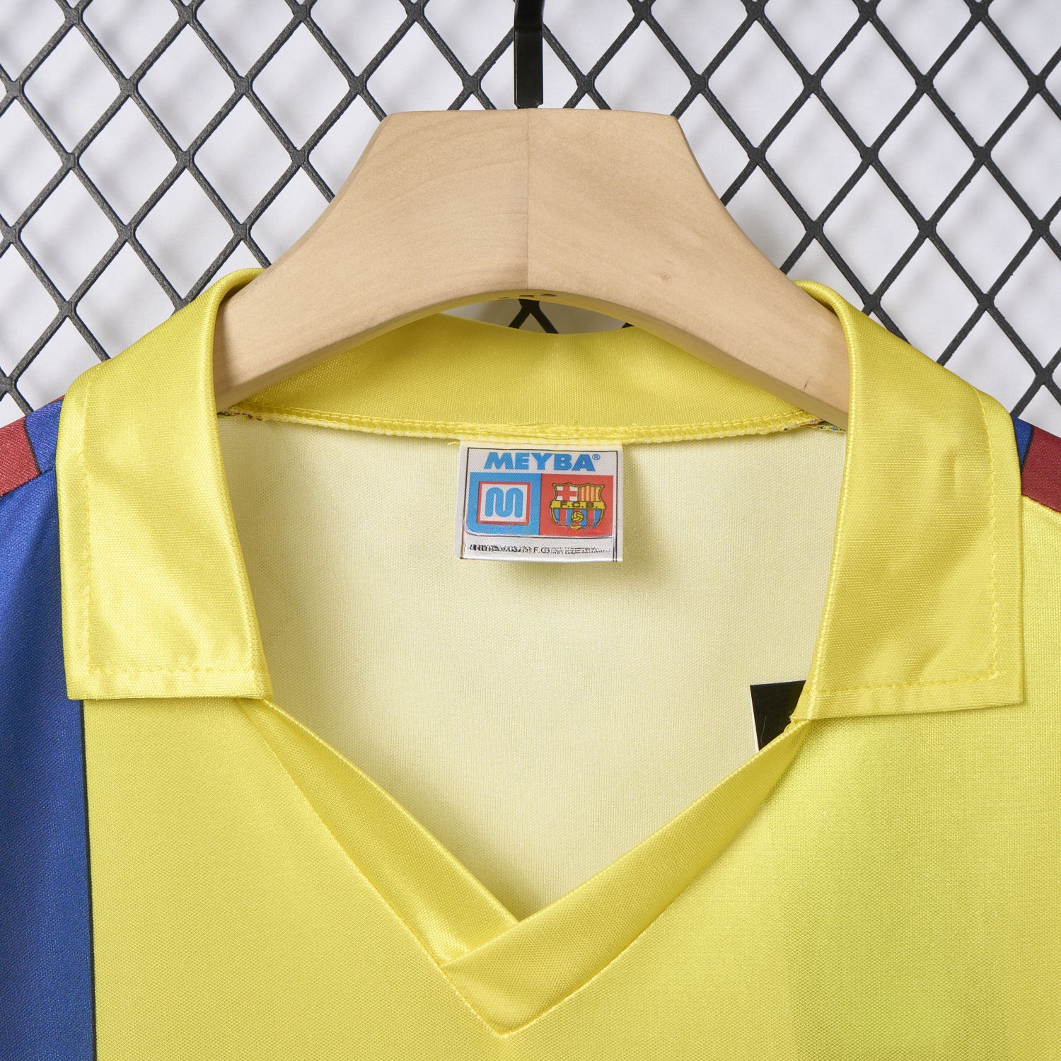 Retro Barcelona 1982-84 Away Yellow Jersey - UnitedFutballJersey