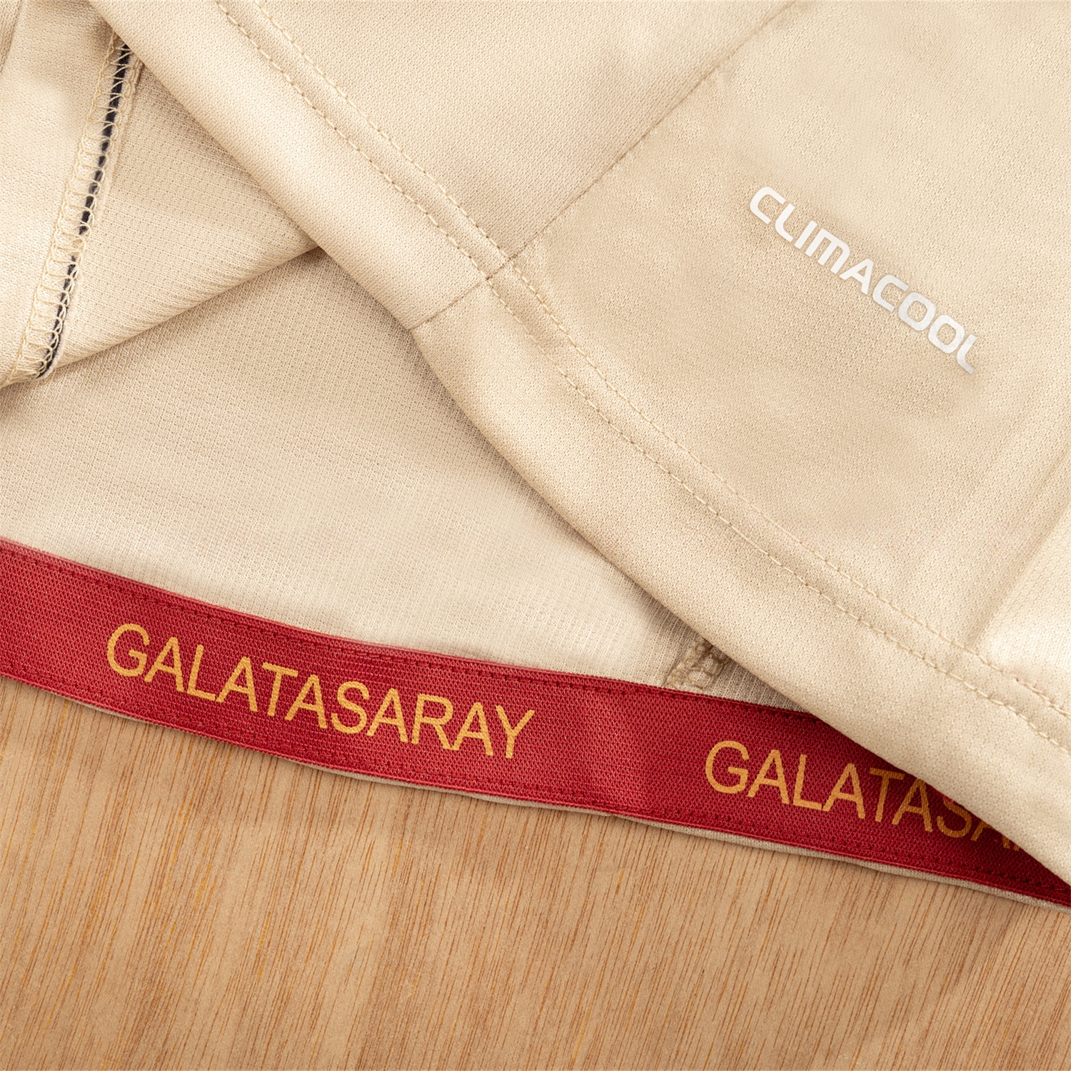 Retro Galatasaray 2010-11 Away Jersey - UnitedFutballJersey