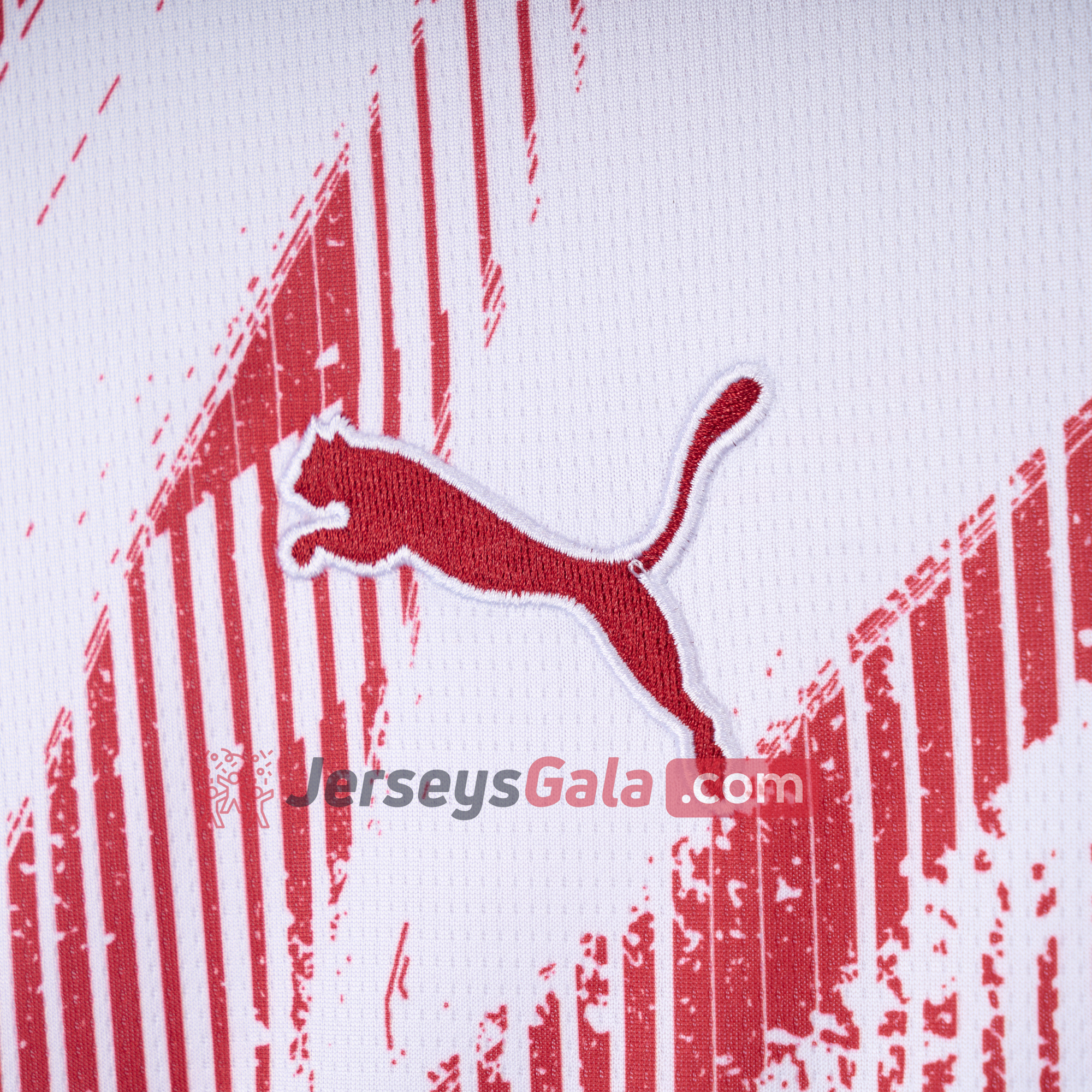 RB Leipzig 24-25 Home Stadium Jersey - Fans Version - UnitedFutballJersey