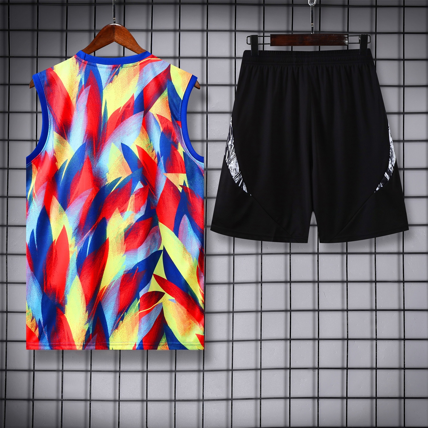 Arsenal 25-26 Vest Training Set - Colorful Festival Vest and Black Shorts - UnitedFutballJersey