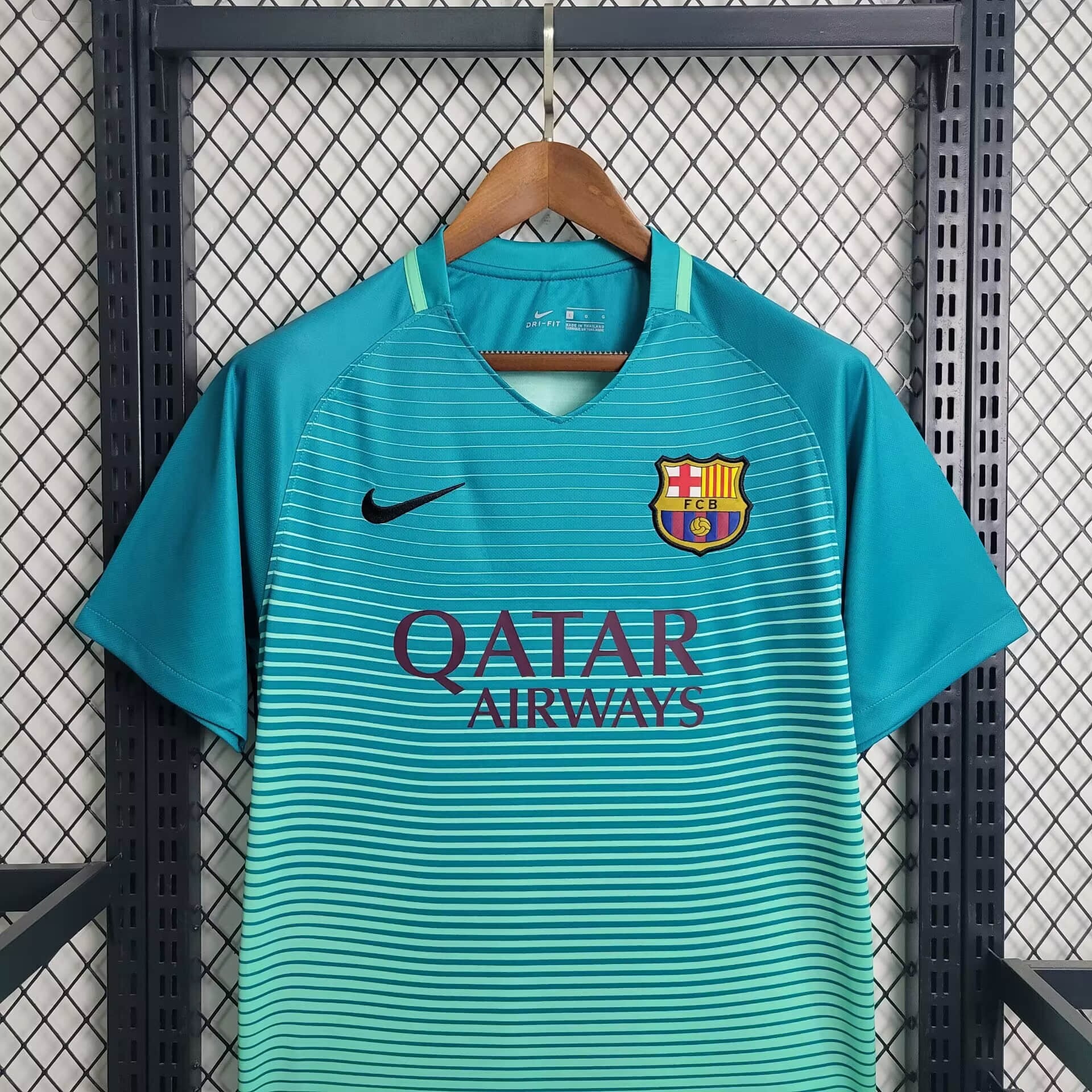 B.A.R.S.A Retro 16-17 Third Jersey - UnitedFutballJersey