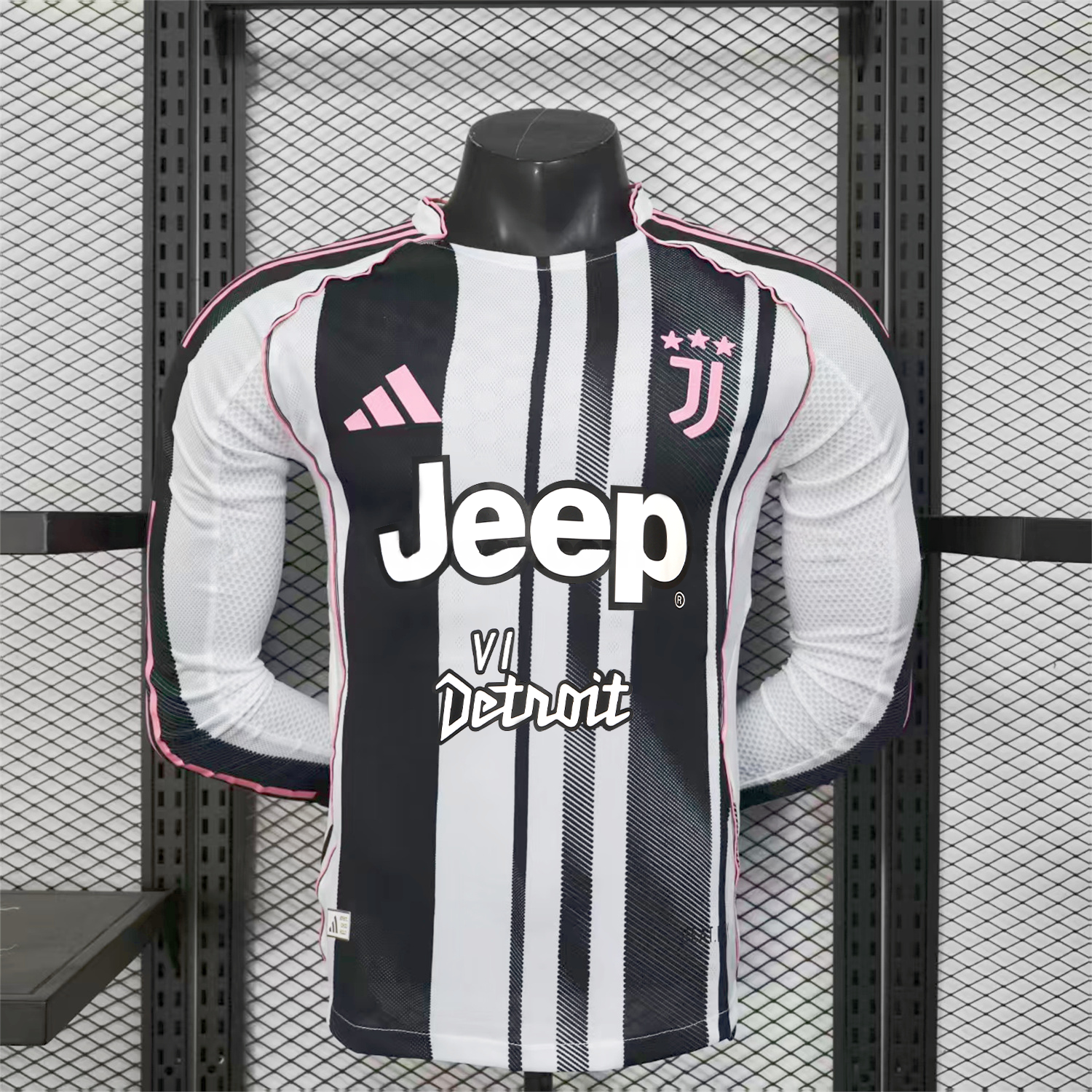 Juventus 25-26 Home Long Sleeves Jersey With Chest Sponsor - Player Version - UnitedFutballJersey
