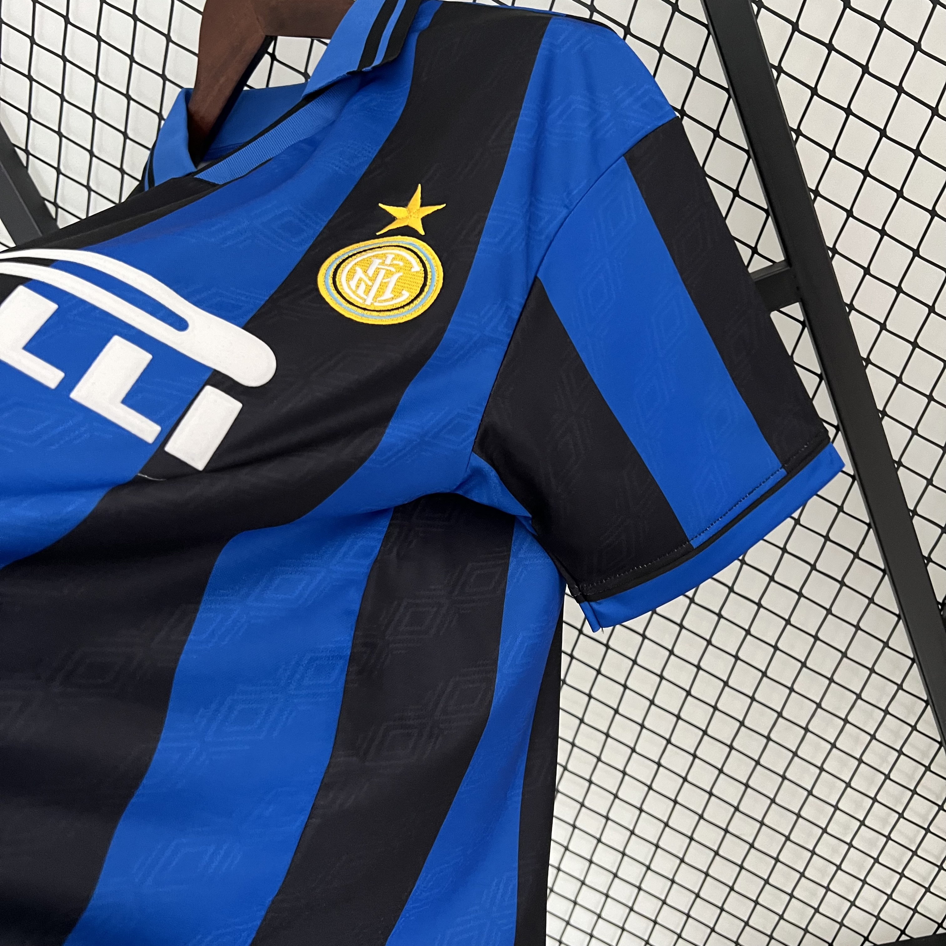 Retro Inter Milan 1995-96 Home Stadium Jersey - UnitedFutballJersey
