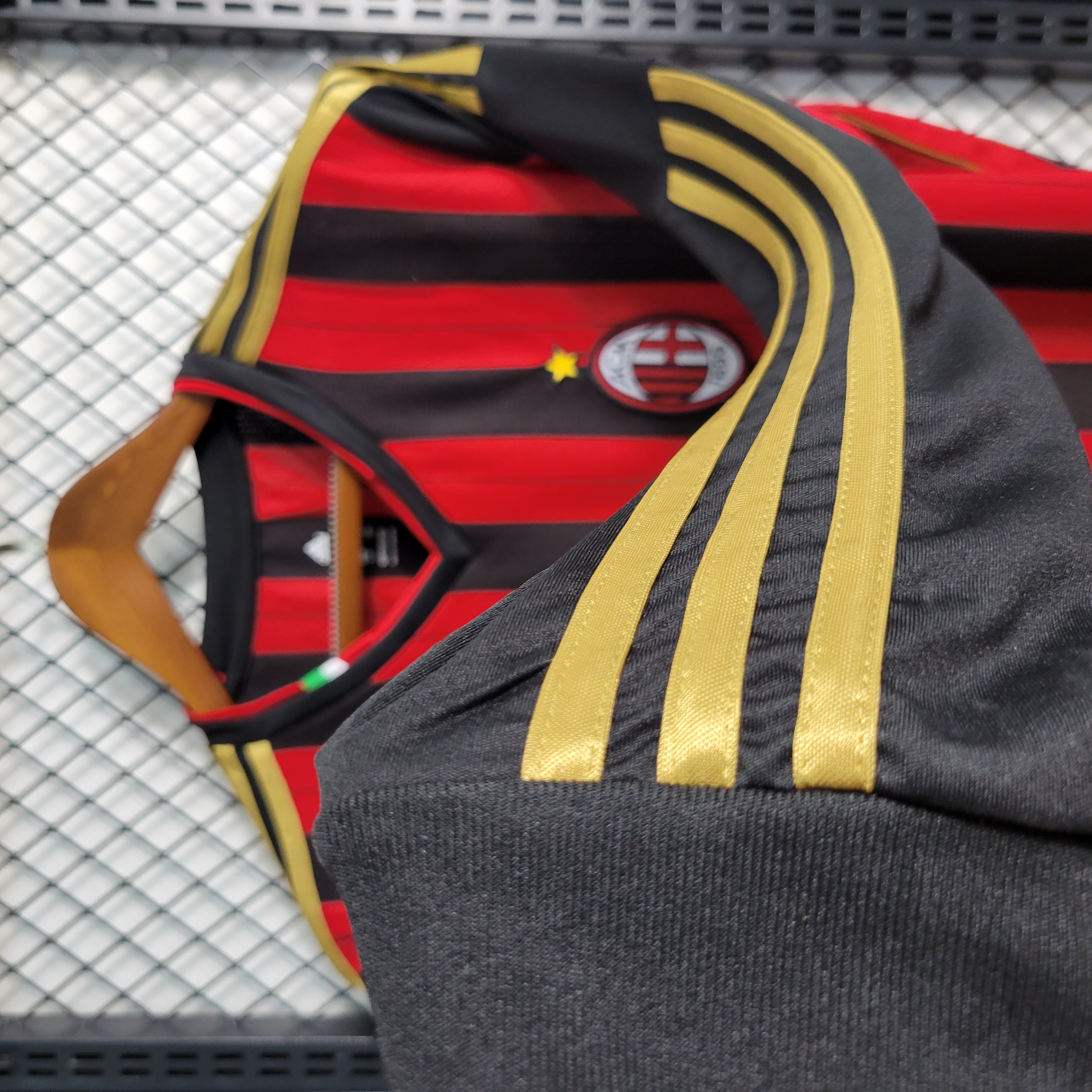 Retro AC Milan 13-14 Home Stadium Long Sleeve Jersey - UnitedFutballJersey