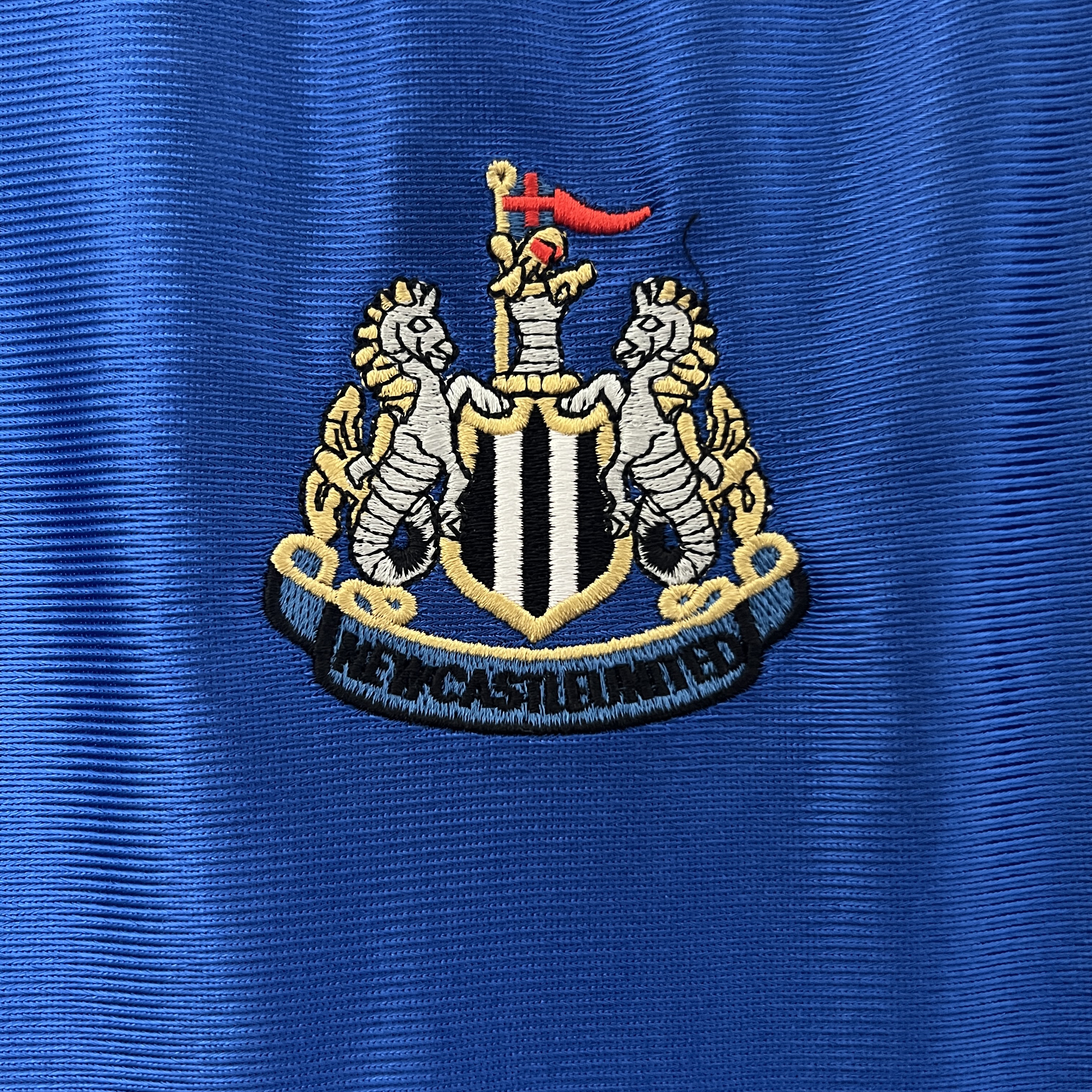 Retro Newcastle United 1998-99 Away Stadium Jersey - UnitedFutballJersey