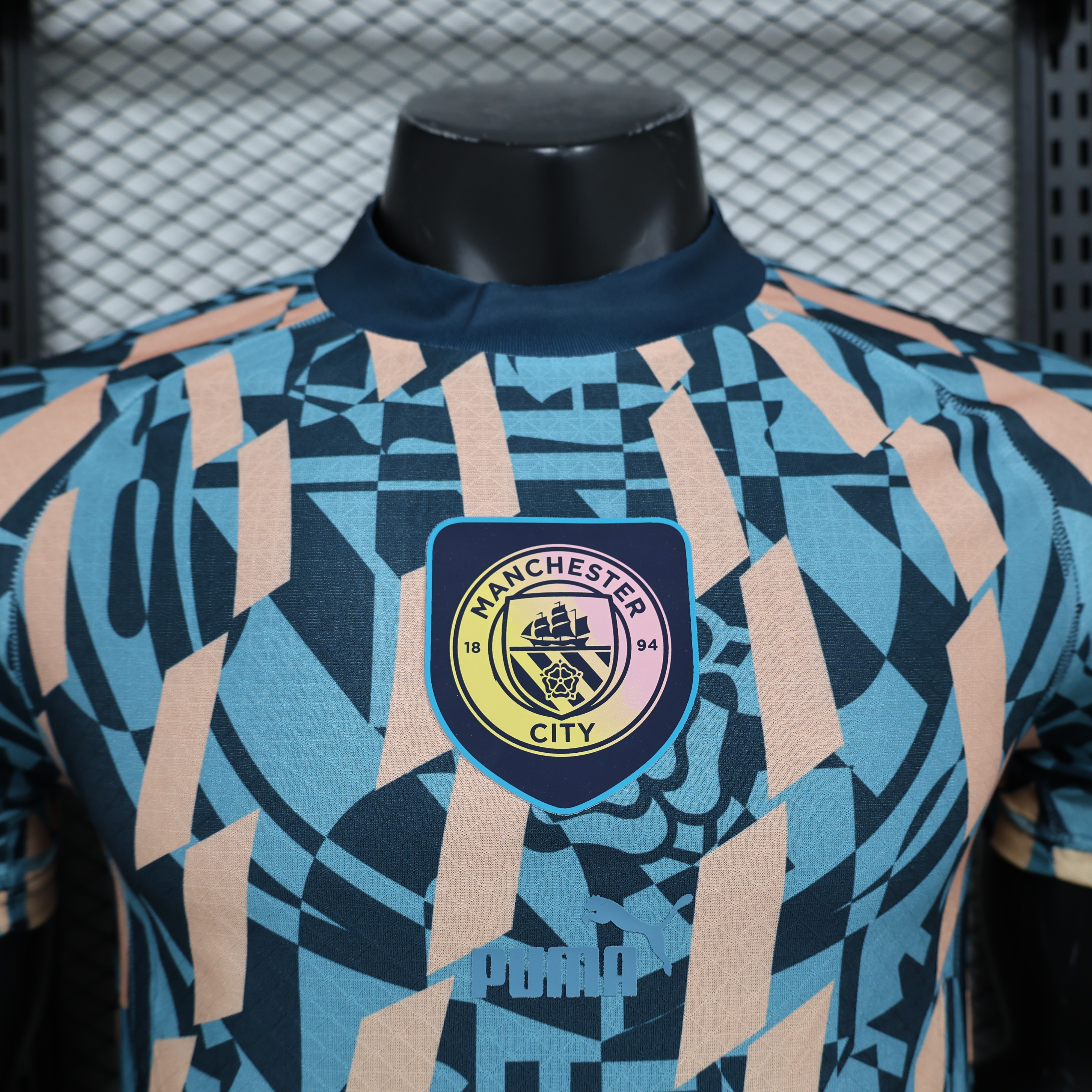 Manchester City 24-25 ftblSTATEMENT Retro Jersey - Player Version - UnitedFutballJersey