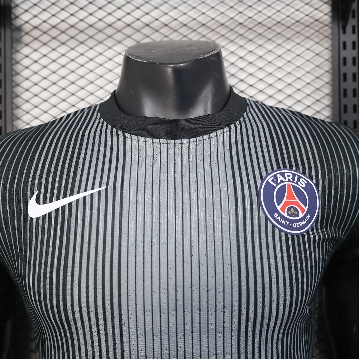 Paris Saint-Germain PSG 25-26 Black GK Goalkeeper Unsponsored Jersey - Player Version - UnitedFutballJersey
