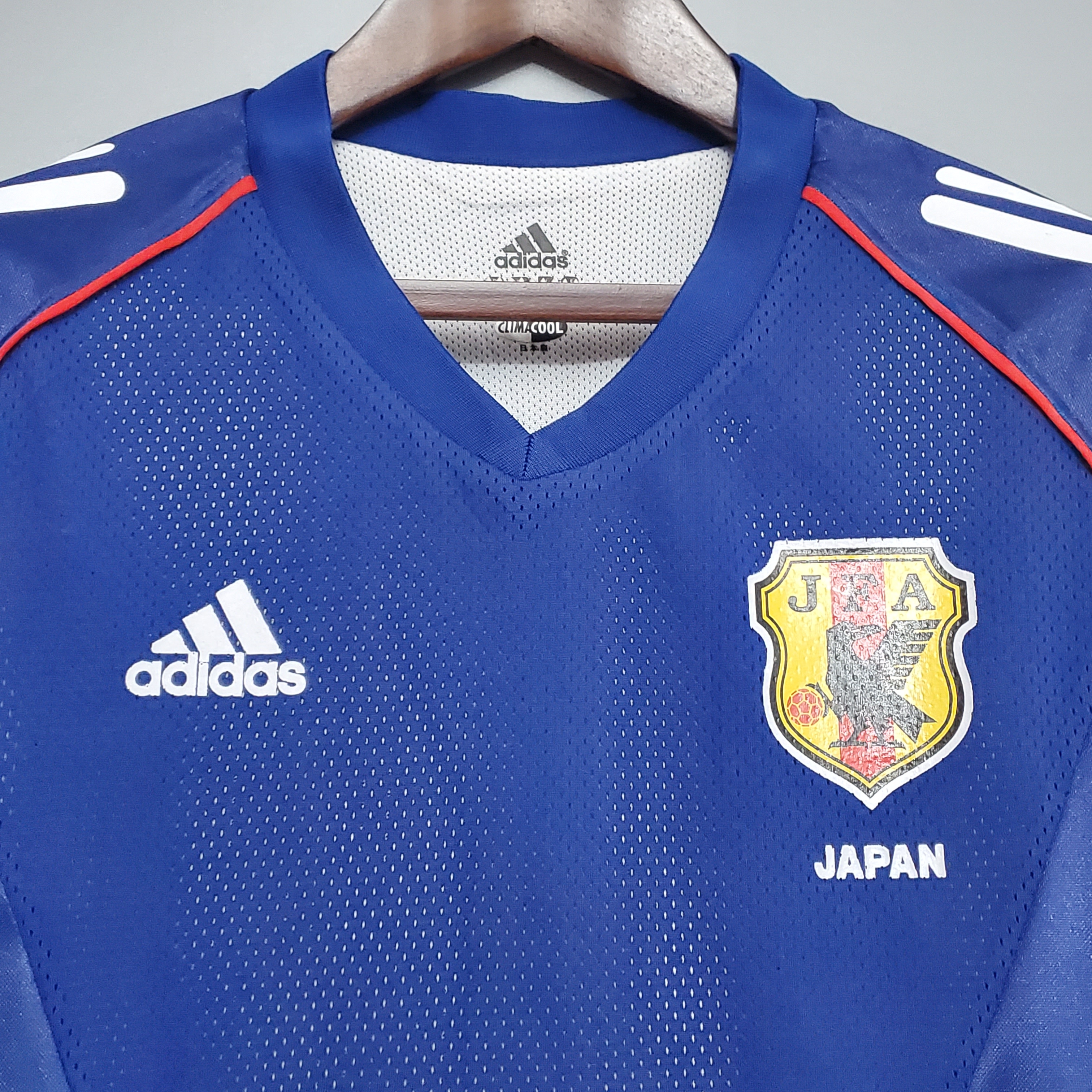 Retro Japan 2002 Home Stadium Jersey - UnitedFutballJersey