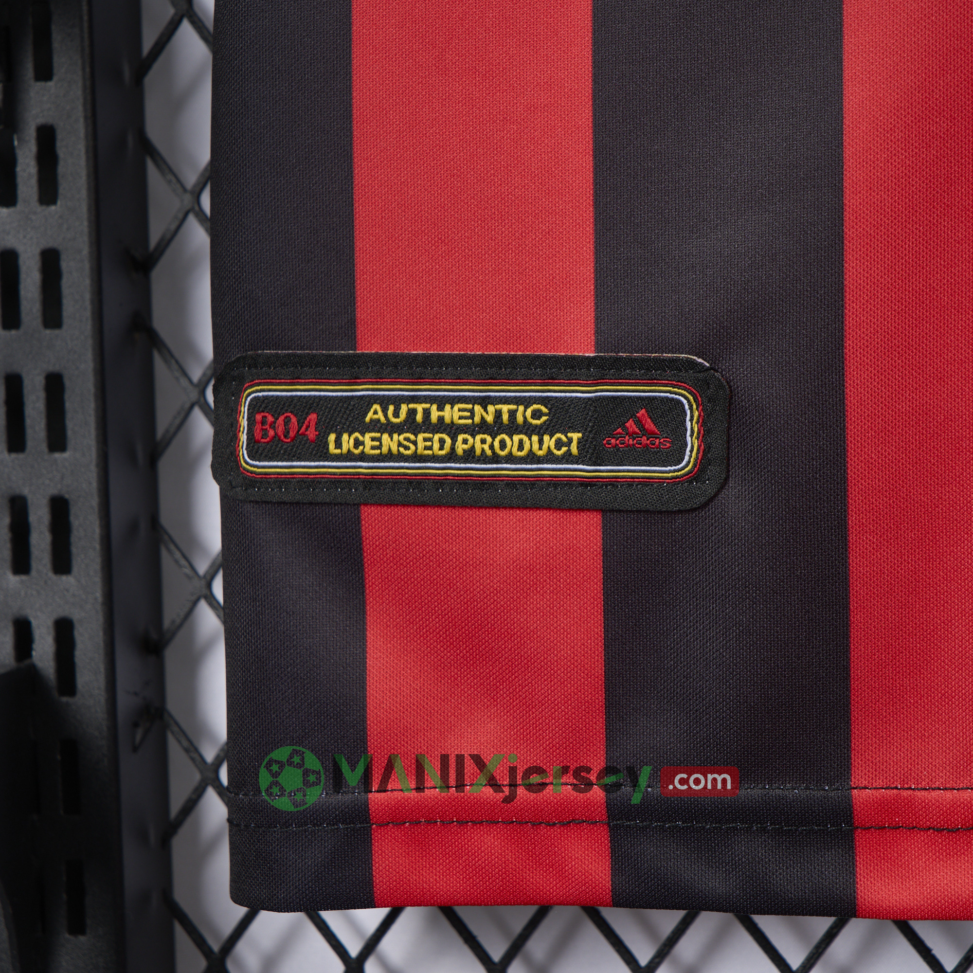 Retro Bayer 04 Leverkusen 2001-02 Home Jersey - UnitedFutballJersey