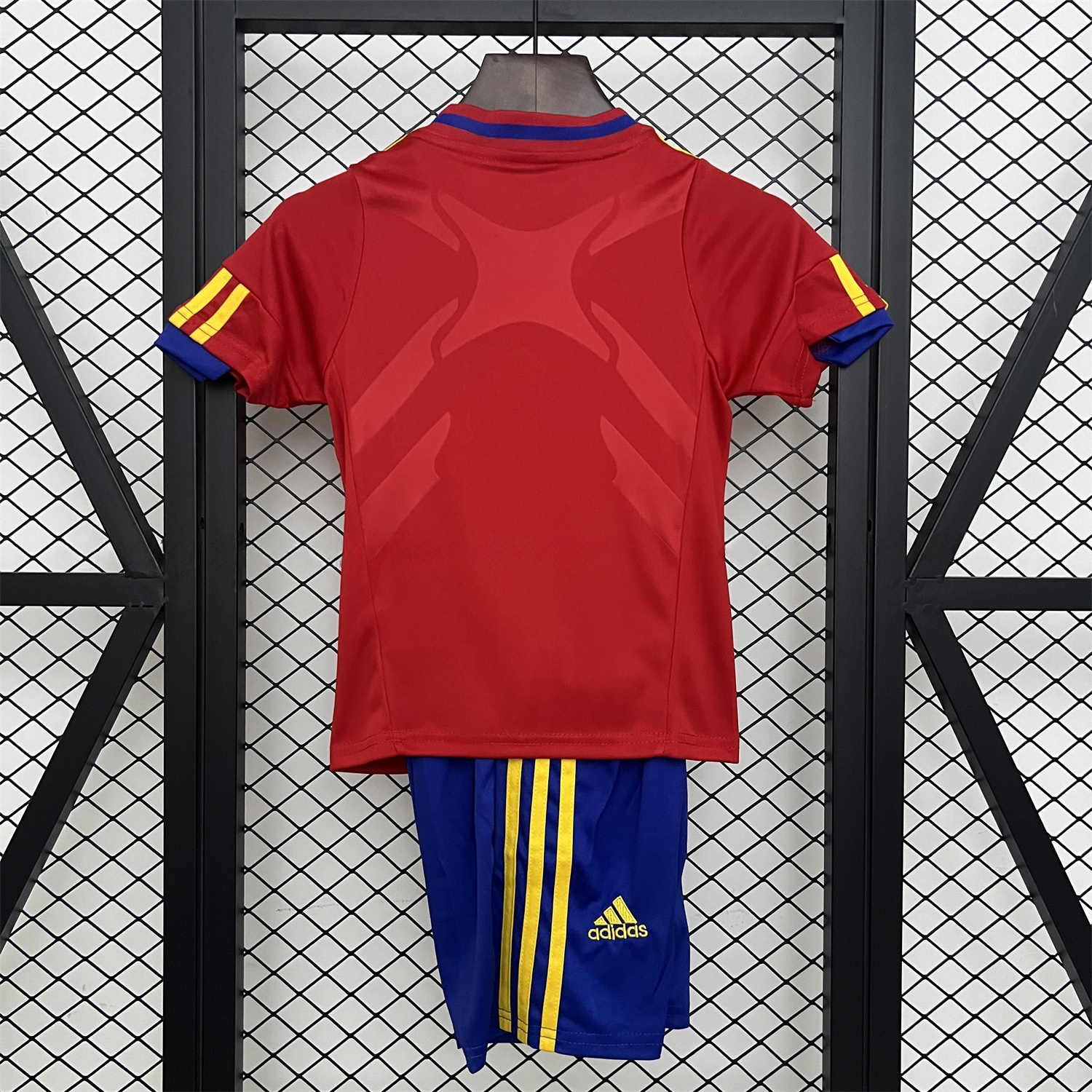 Retro Spain 2010 Home Kids Kit - UnitedFutballJersey