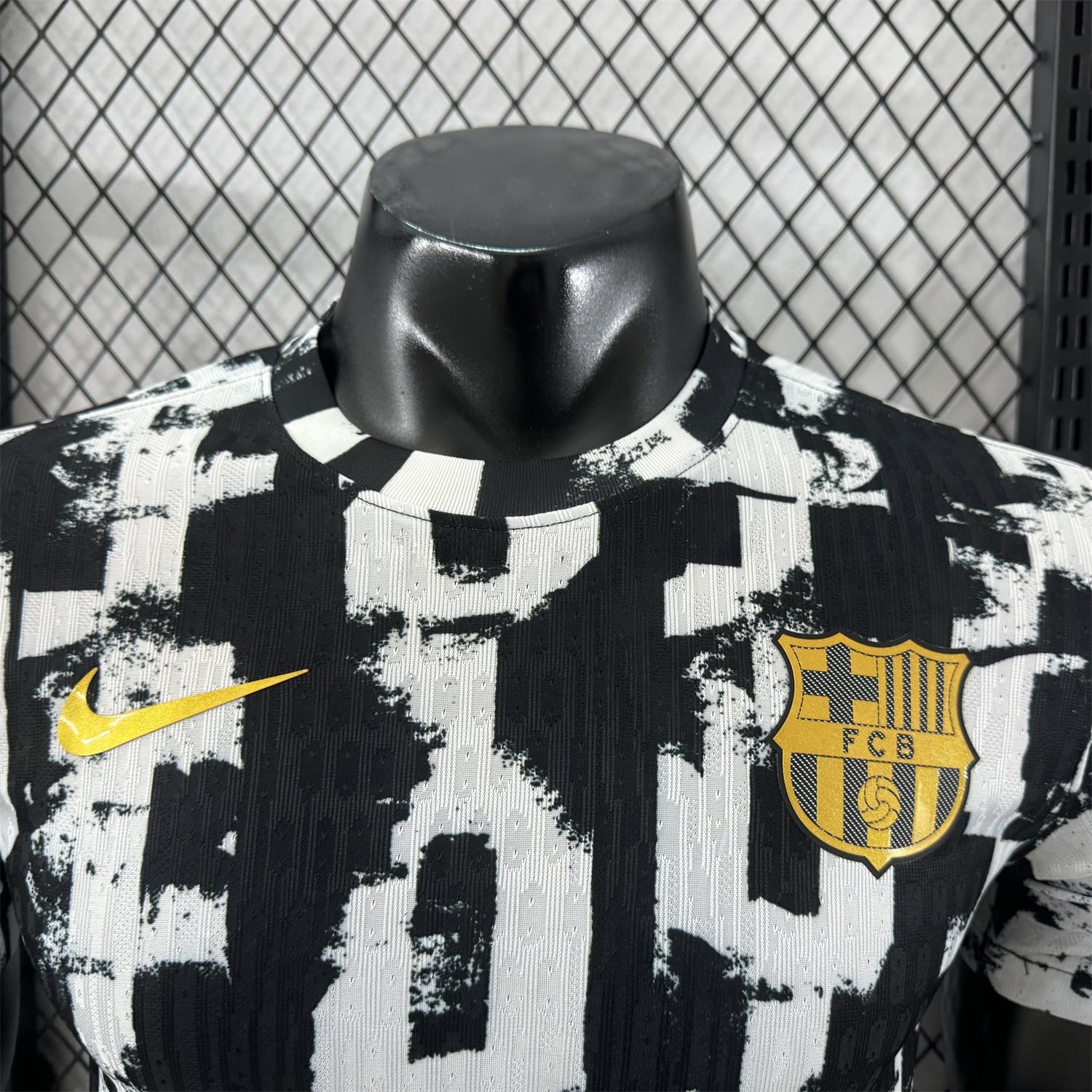 Barcelona 25-26 Unsponsored White & Black Letters Special Jersey - Player Version - UnitedFutballJersey