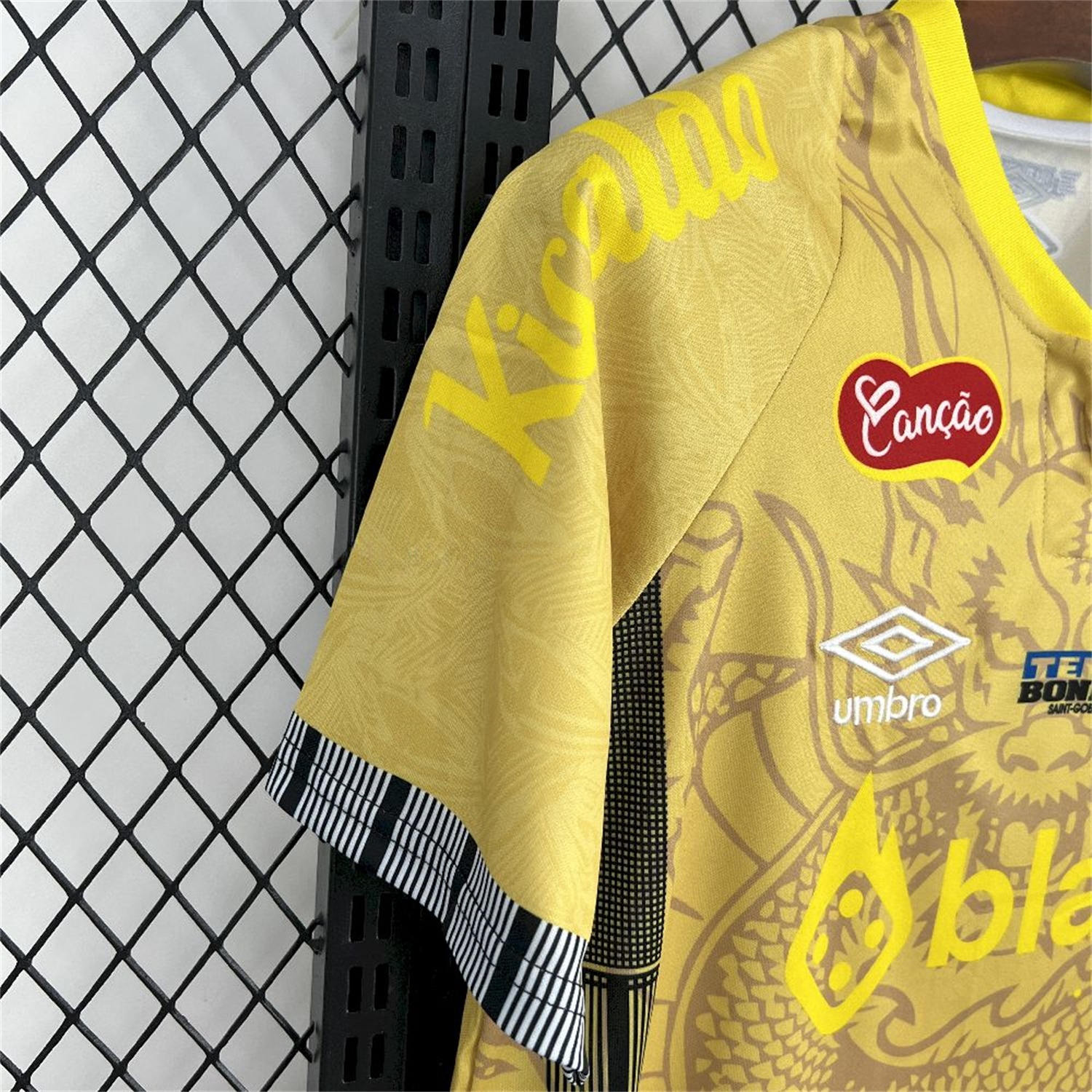 Santos 25-26 Yellow Special Jersey with Sponsors - Fans Version - UnitedFutballJersey