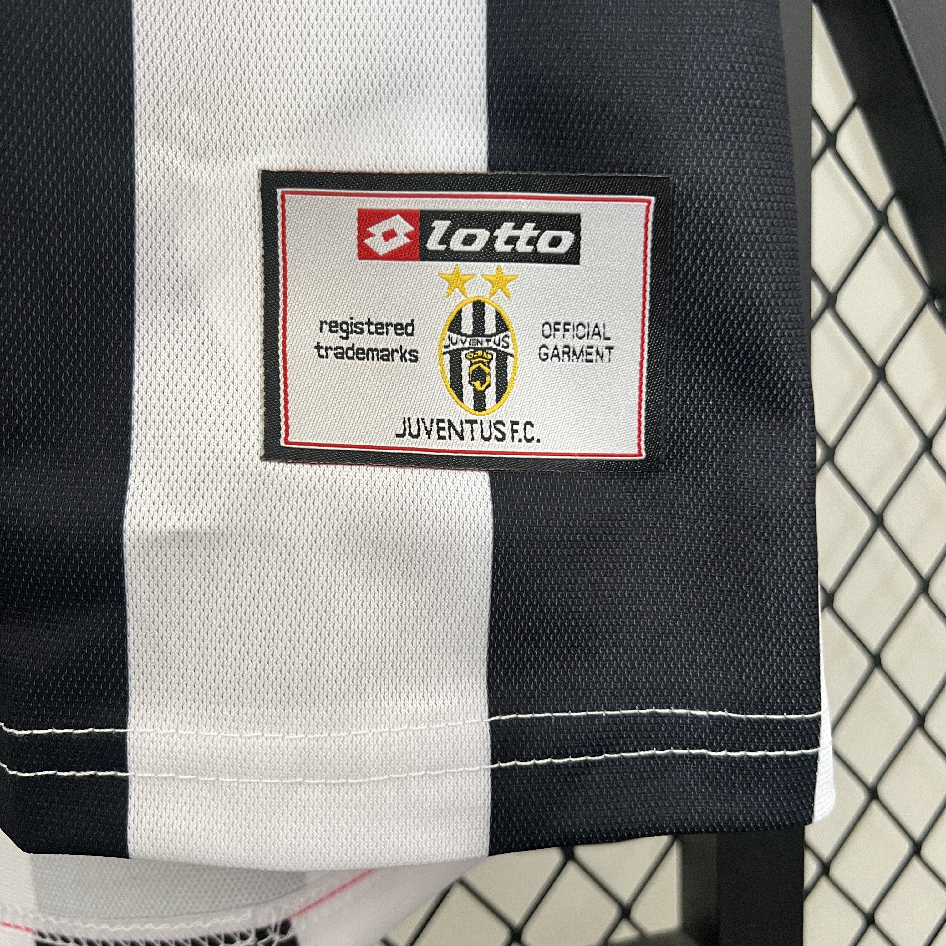 Retro Juventus 2001-02 Home Stadium Jersey - UnitedFutballJersey