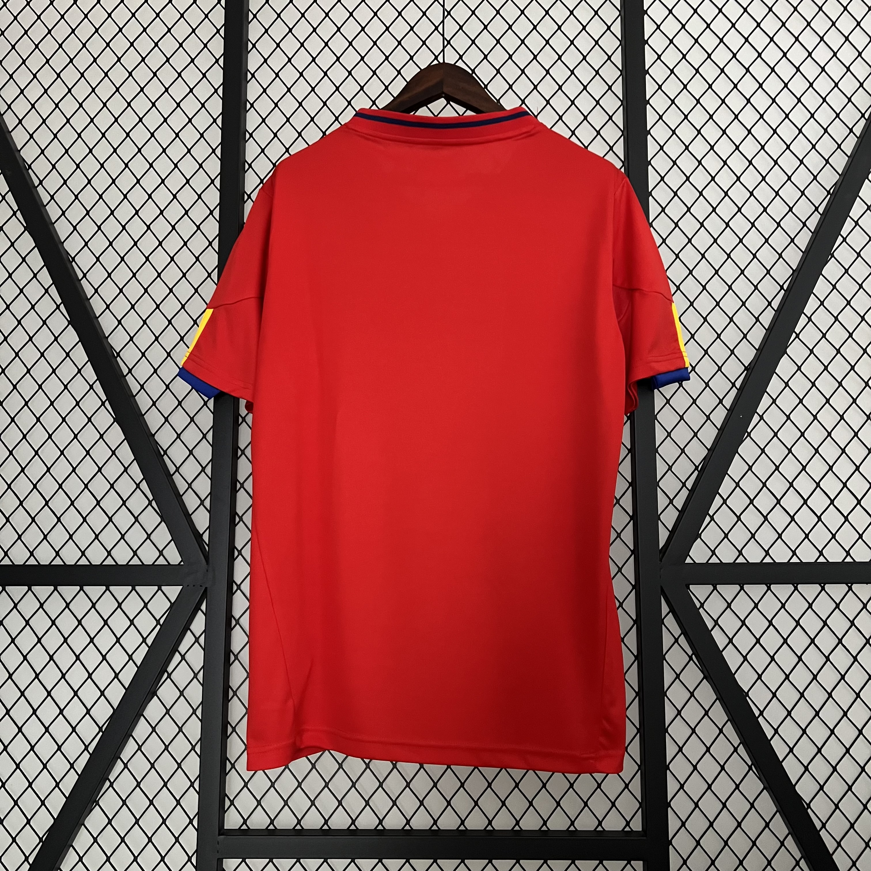 Retro Spain 2010 Home Stadium Jersey - UnitedFutballJersey