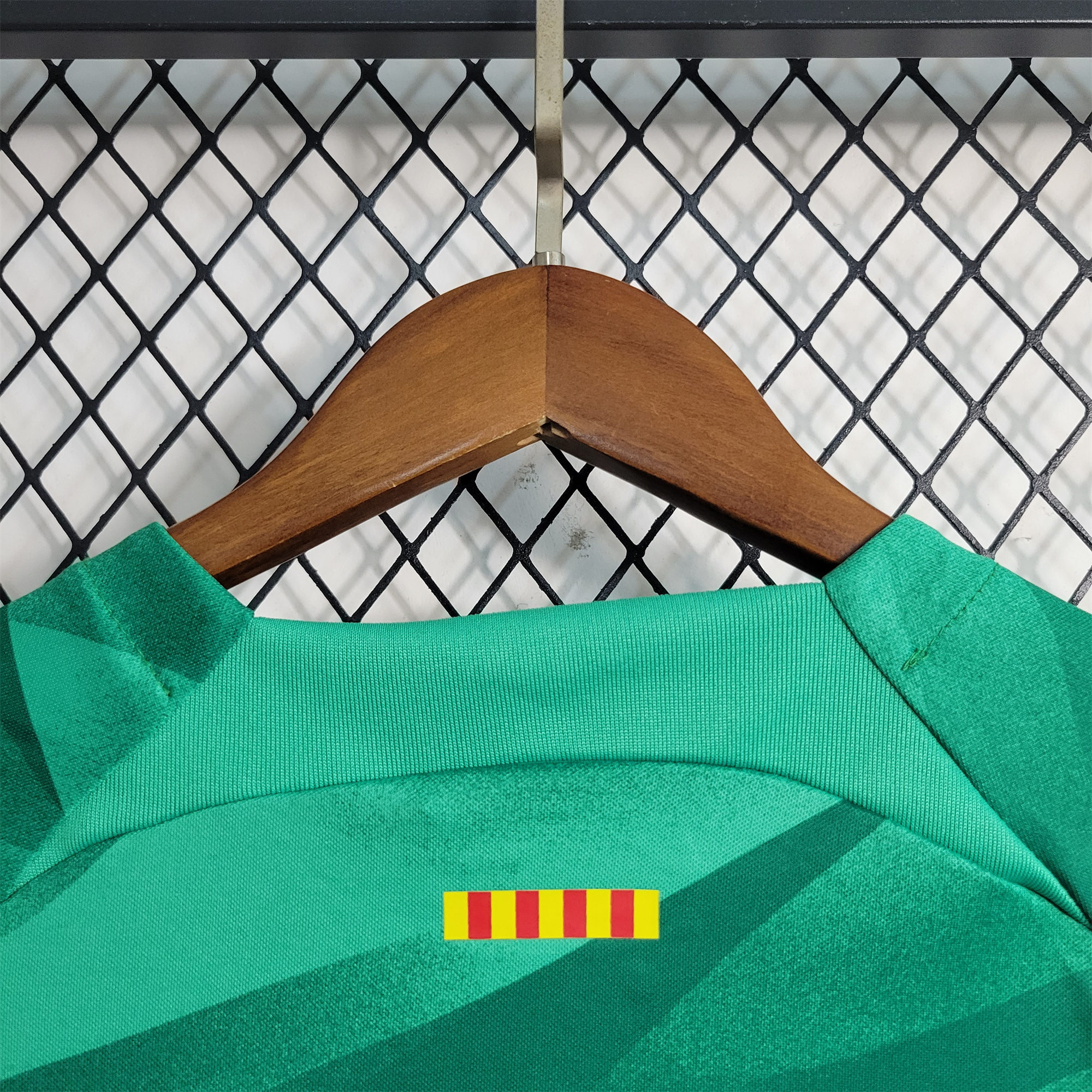 B.A.R.S.A 23-24 Green Goalkeeper Kids Kit - UnitedFutballJersey