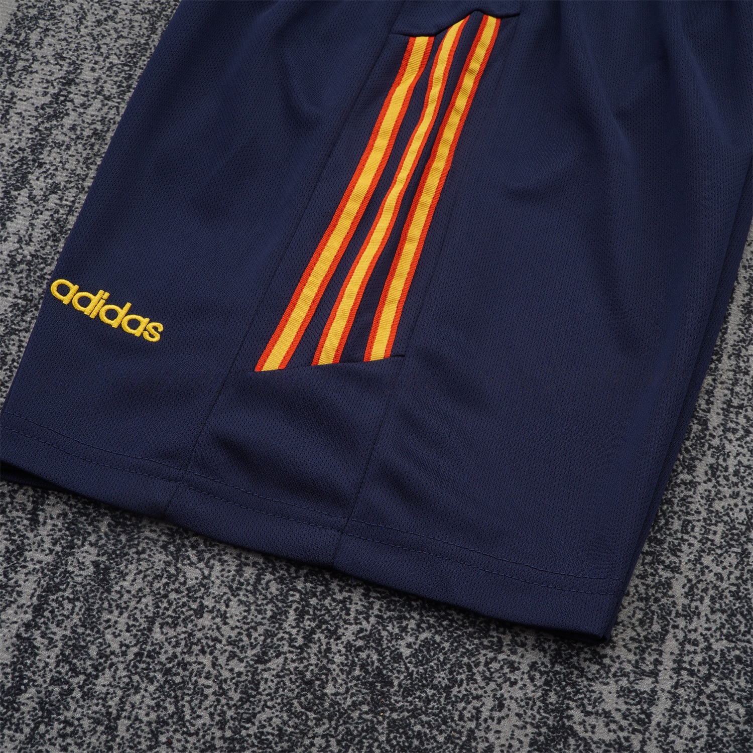 Retro Spain 1996 Away White Kids Kit - UnitedFutballJersey