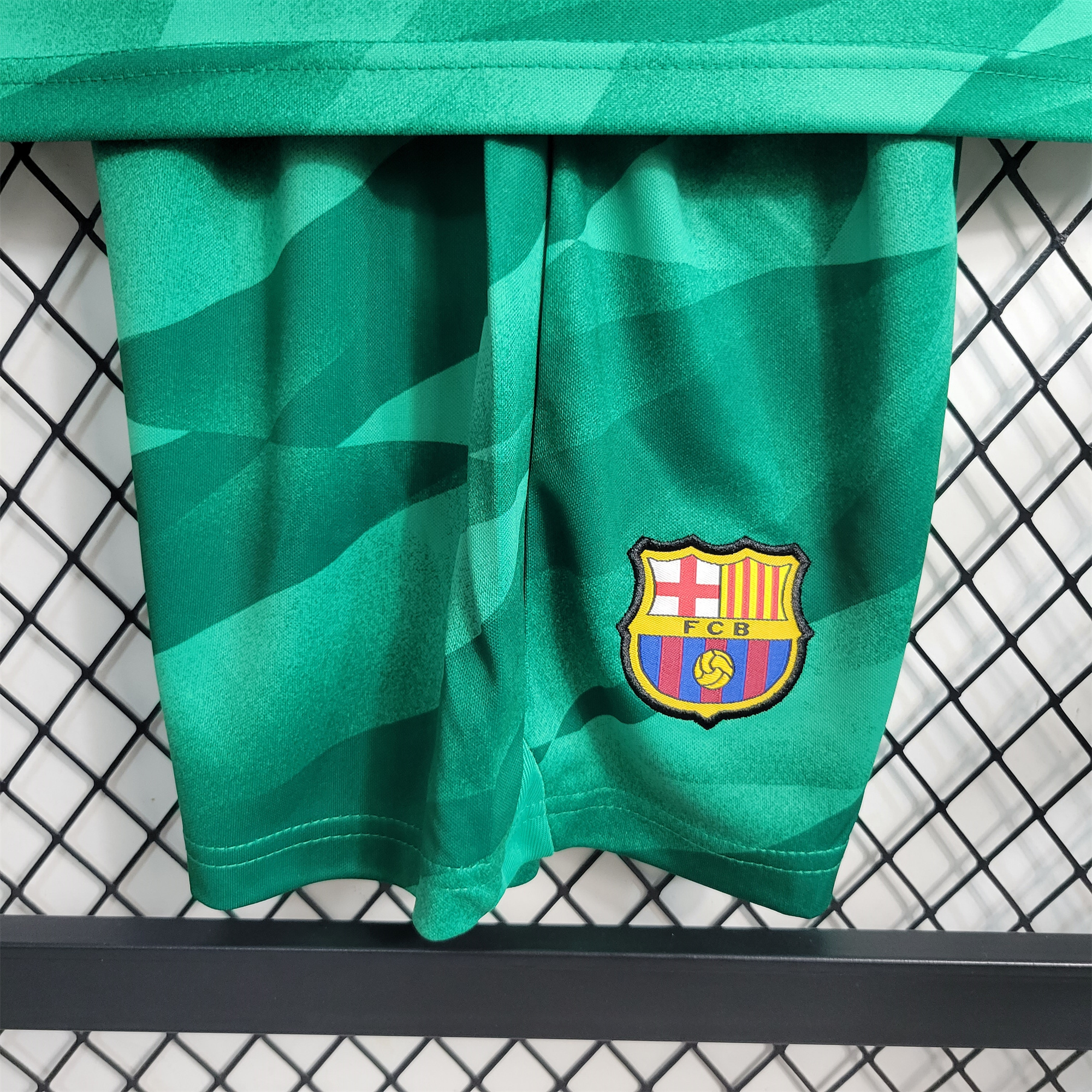 B.A.R.S.A 23-24 Green Goalkeeper Kids Kit - UnitedFutballJersey