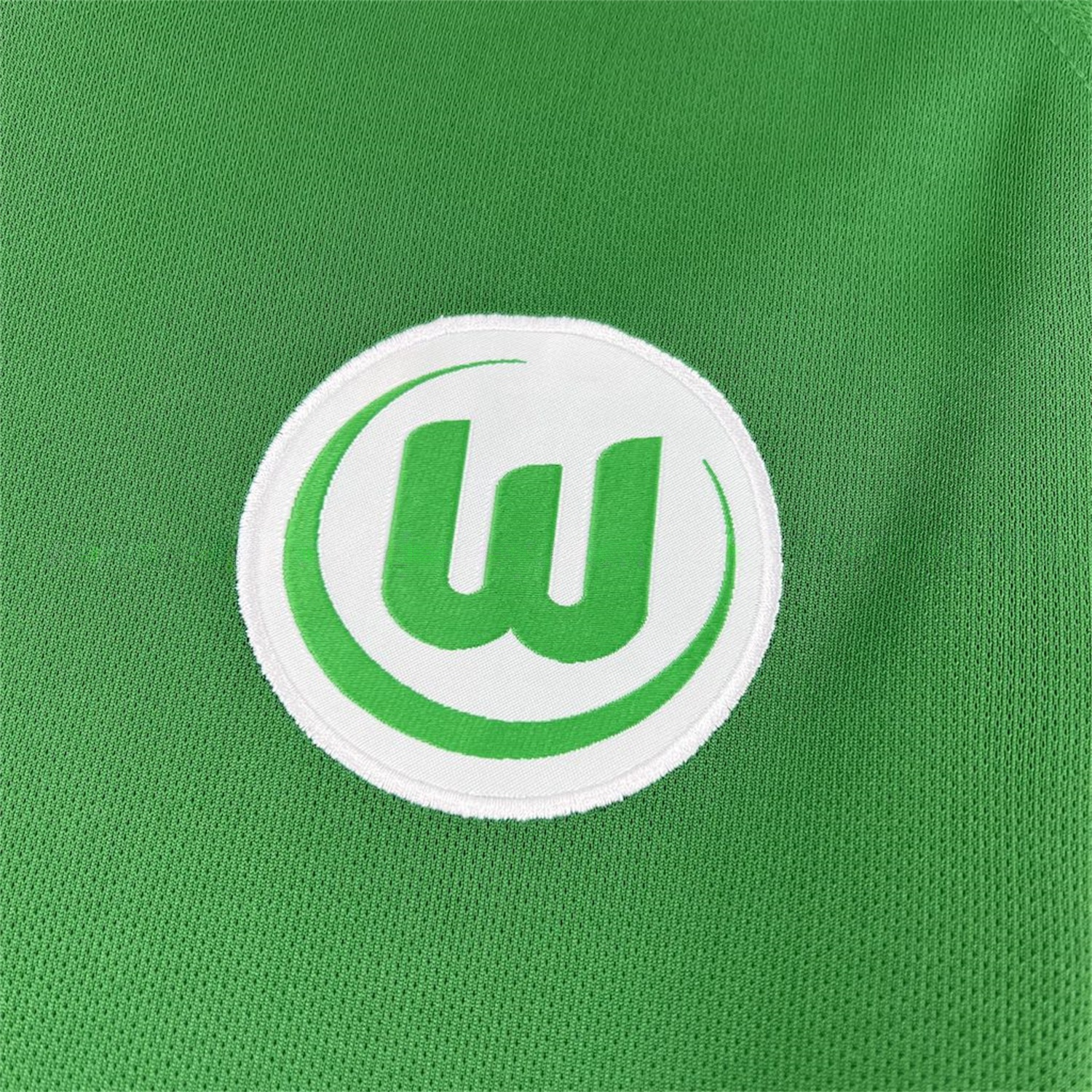 Retro Wolfsburg 2008-09 Home Jersey - UnitedFutballJersey