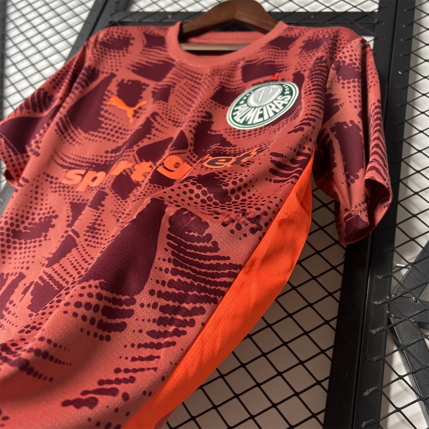 Palmeiras 25-26 Red Goalkeeper Jersey - Fans Version - UnitedFutballJersey