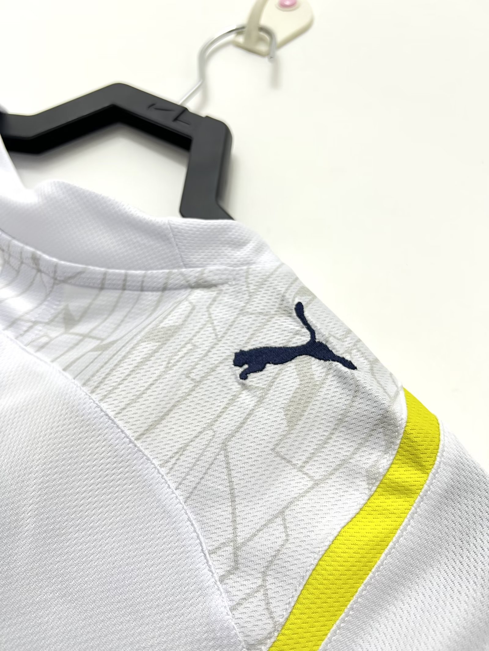 Retro Tottenham Hotspur 2009-10 Home Stadium Jersey - UnitedFutballJersey