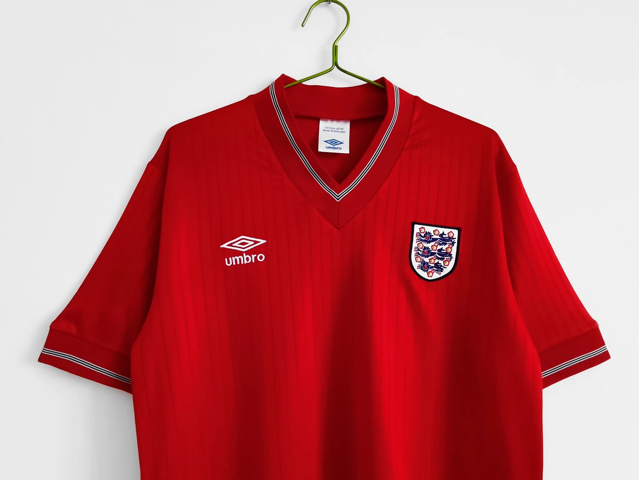 Retro England 1984-87 Away Stadium Jersey - UnitedFutballJersey